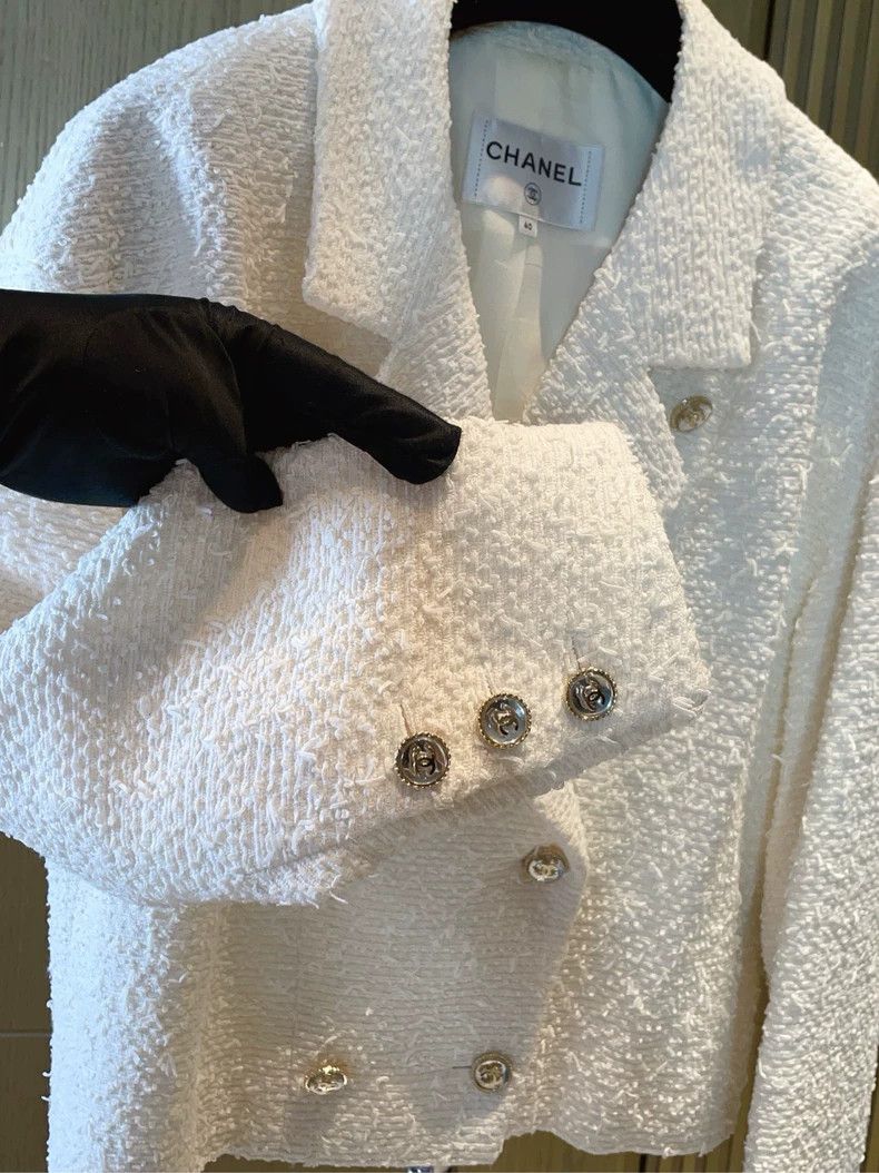 Chanel Chanel White collar double-breasted tweed jacket 2504-Nexta Size S / US 4 / IT 40 - 5 Thumbnail