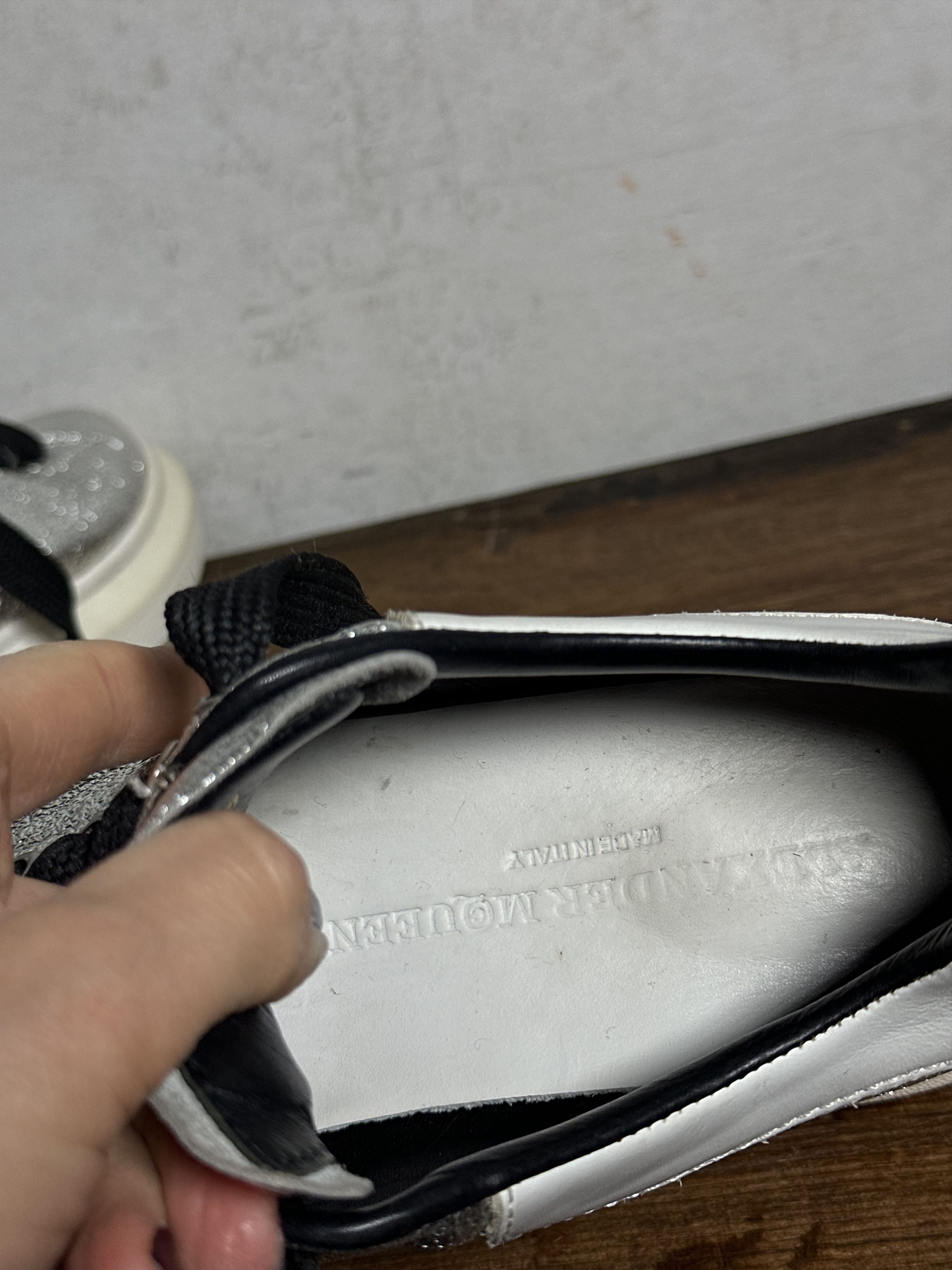 Alexander McQueen Alexander Mcqueen Oversized Silver Sneakers Size US 8 / IT 38 - 6 Thumbnail