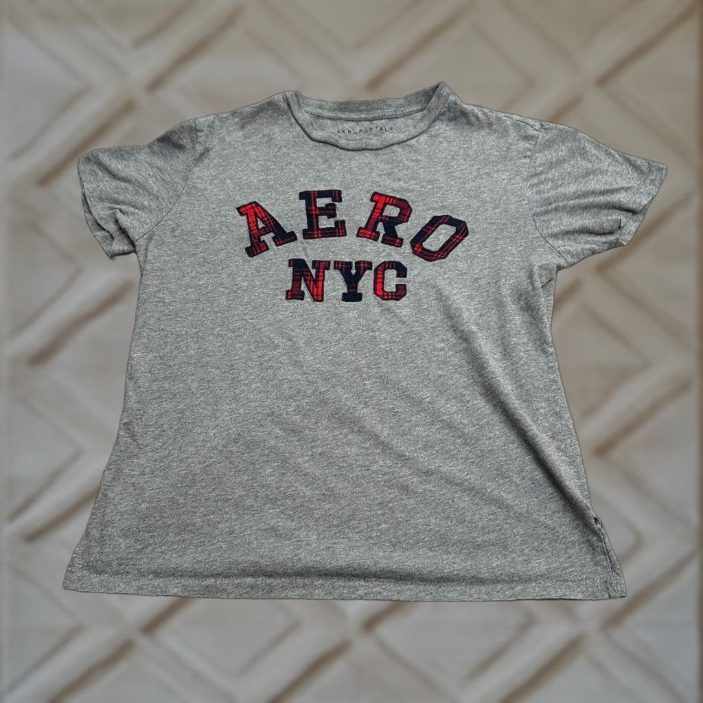 Aeropostale Aero postale Graphic T-Shirt Womens Small Gray Crew Neck Short Sleeve Cotton Tee Size S / US 4 / IT 40 - 1 Thumbnail