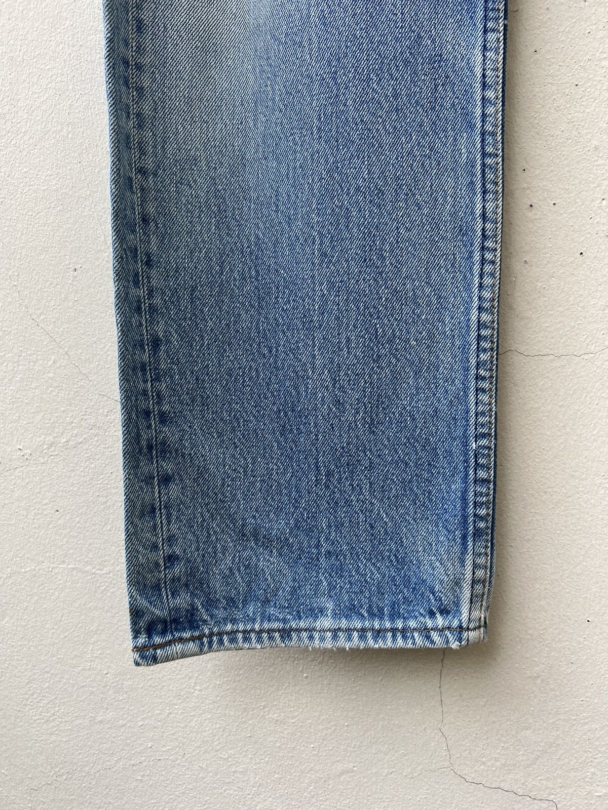 Levi's Vintage 80s Levi’s 501 Ripped Faded Blue Denim Jeans Size US 34 / EU 50 - 10 Thumbnail