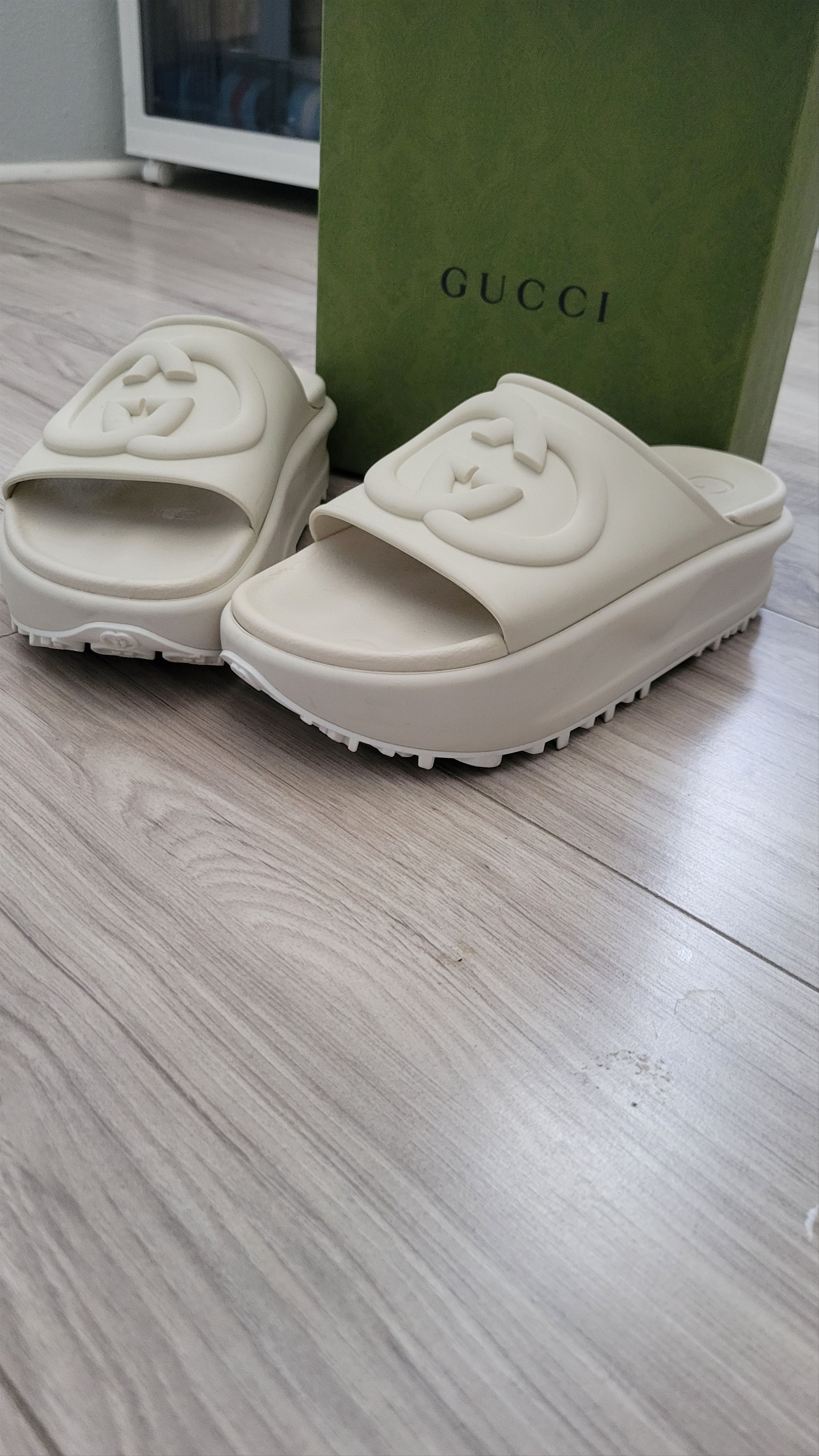 Gucci Gucci Sandals Size US 6 / IT 36 - 2 Thumbnail