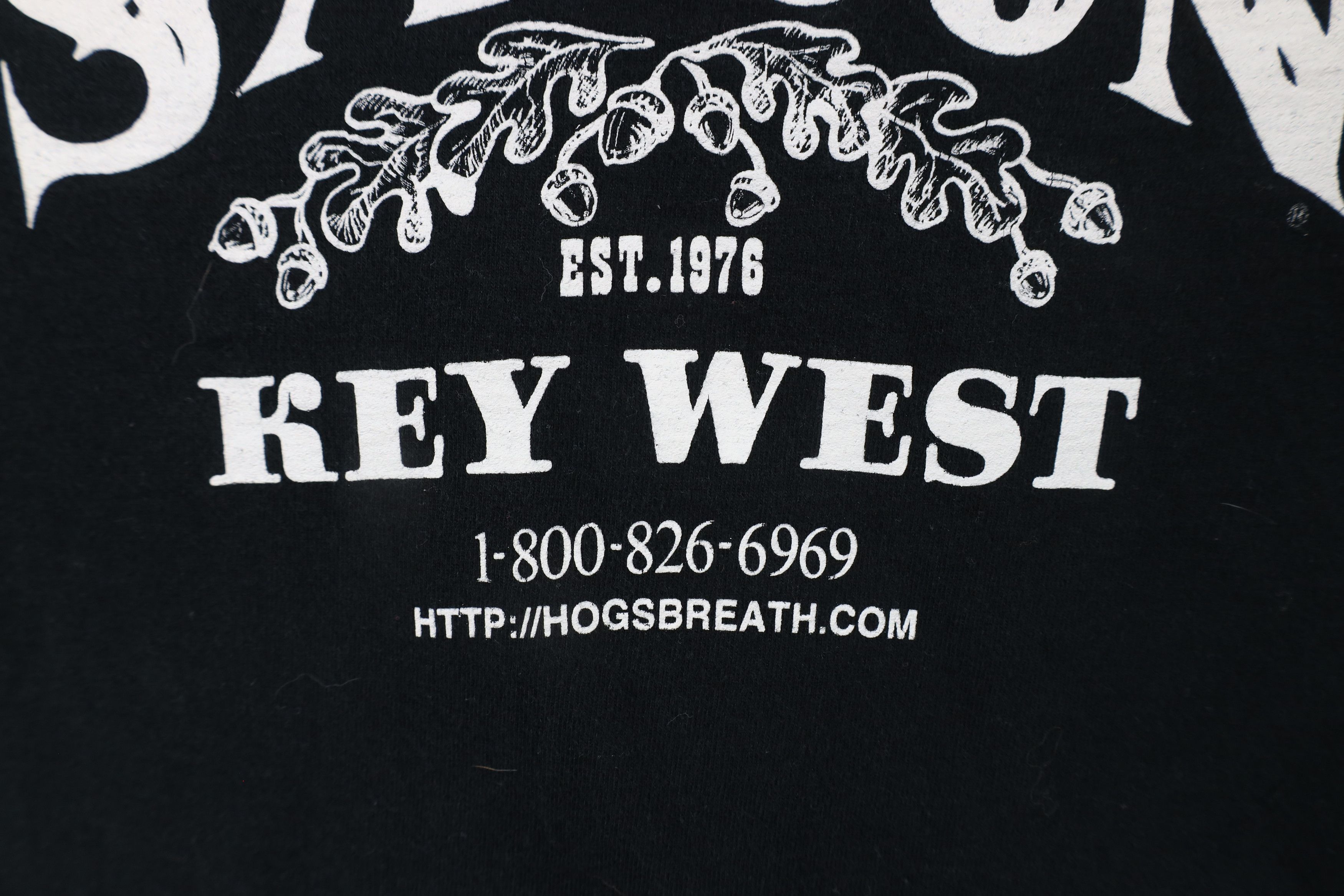 Vintage Vintage Spell Out Hogs Breath Saloon Short Sleeve T-Shirt Size US XL / EU 56 / 4 - 11 Thumbnail