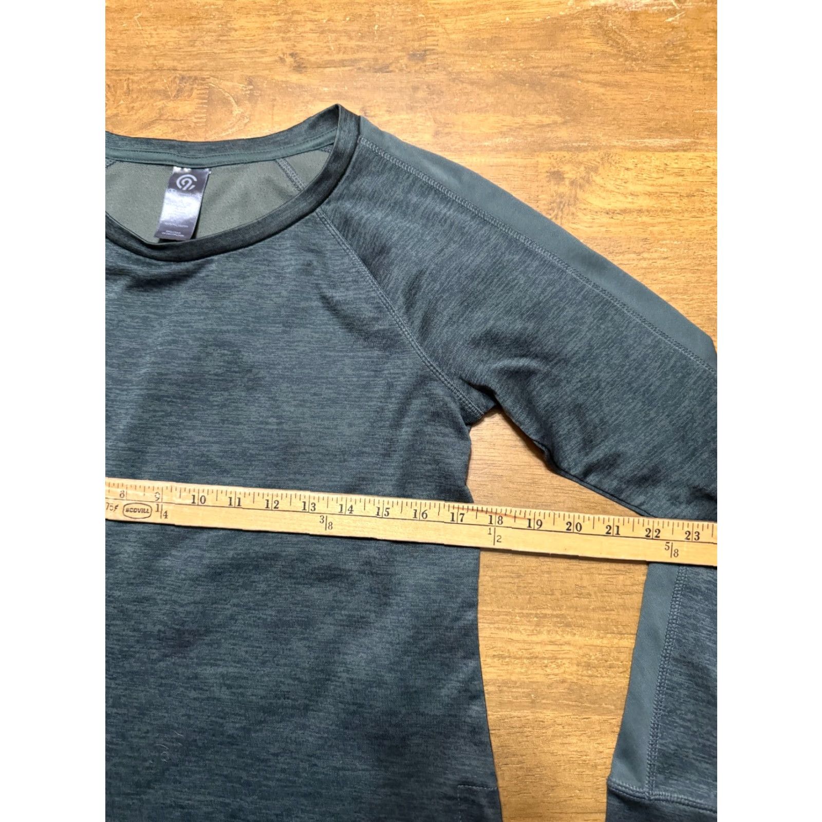 Champion Champion Shirt Womens Small Green Long Sleeve Crew Neck Regular Fit Casual Modern Basic T-Shirt Size S / US 4 / IT 40 - 7 Thumbnail