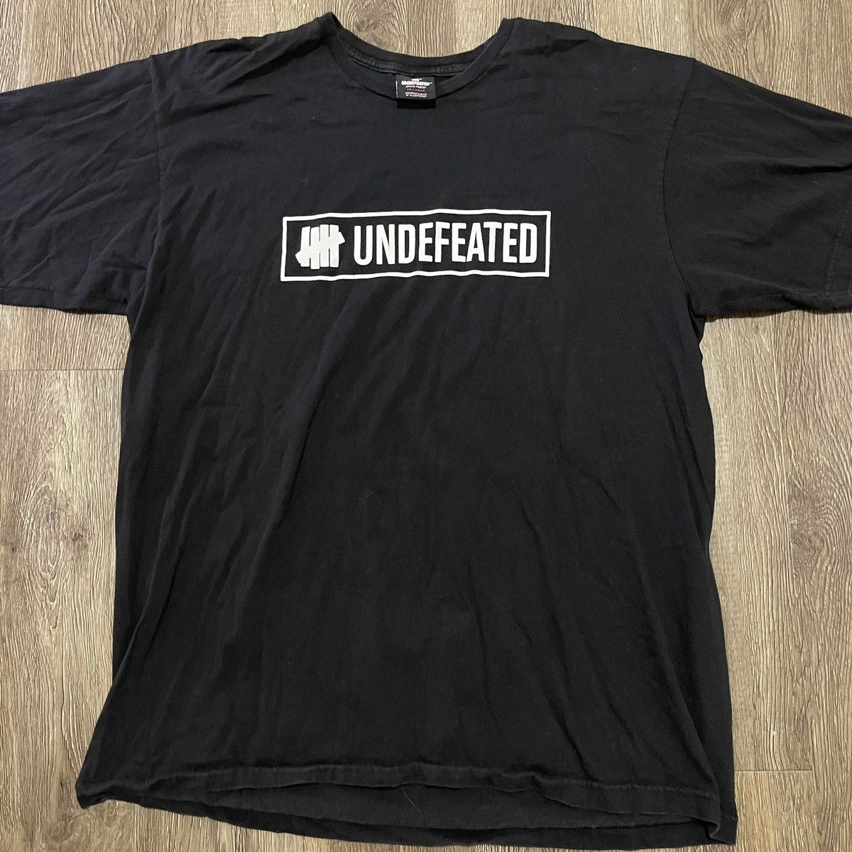 Undefeated Y2K Undefeated Box logo t-shirt | Grailed