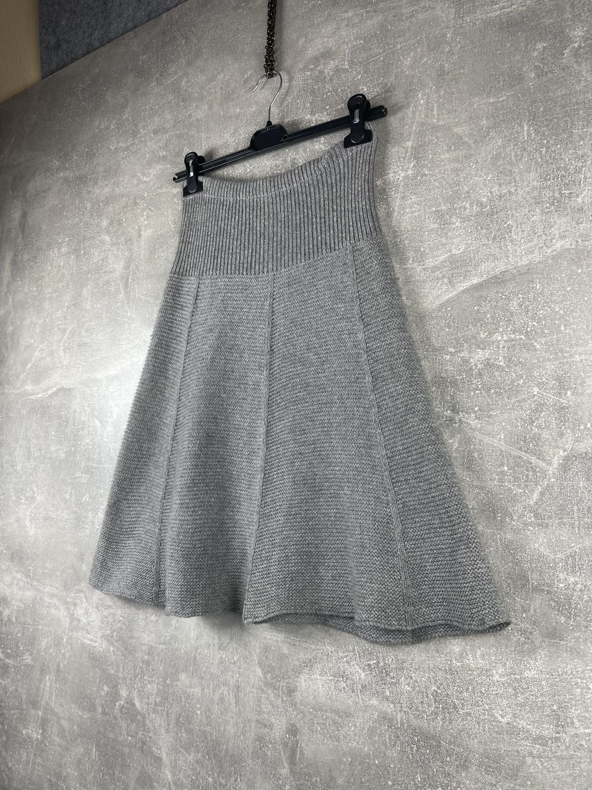Fabiana Filippi Fabiana Filippi Cashmere Knit Flared Skirt Grey Size 27" / US 4 / IT 40 - 2 Thumbnail