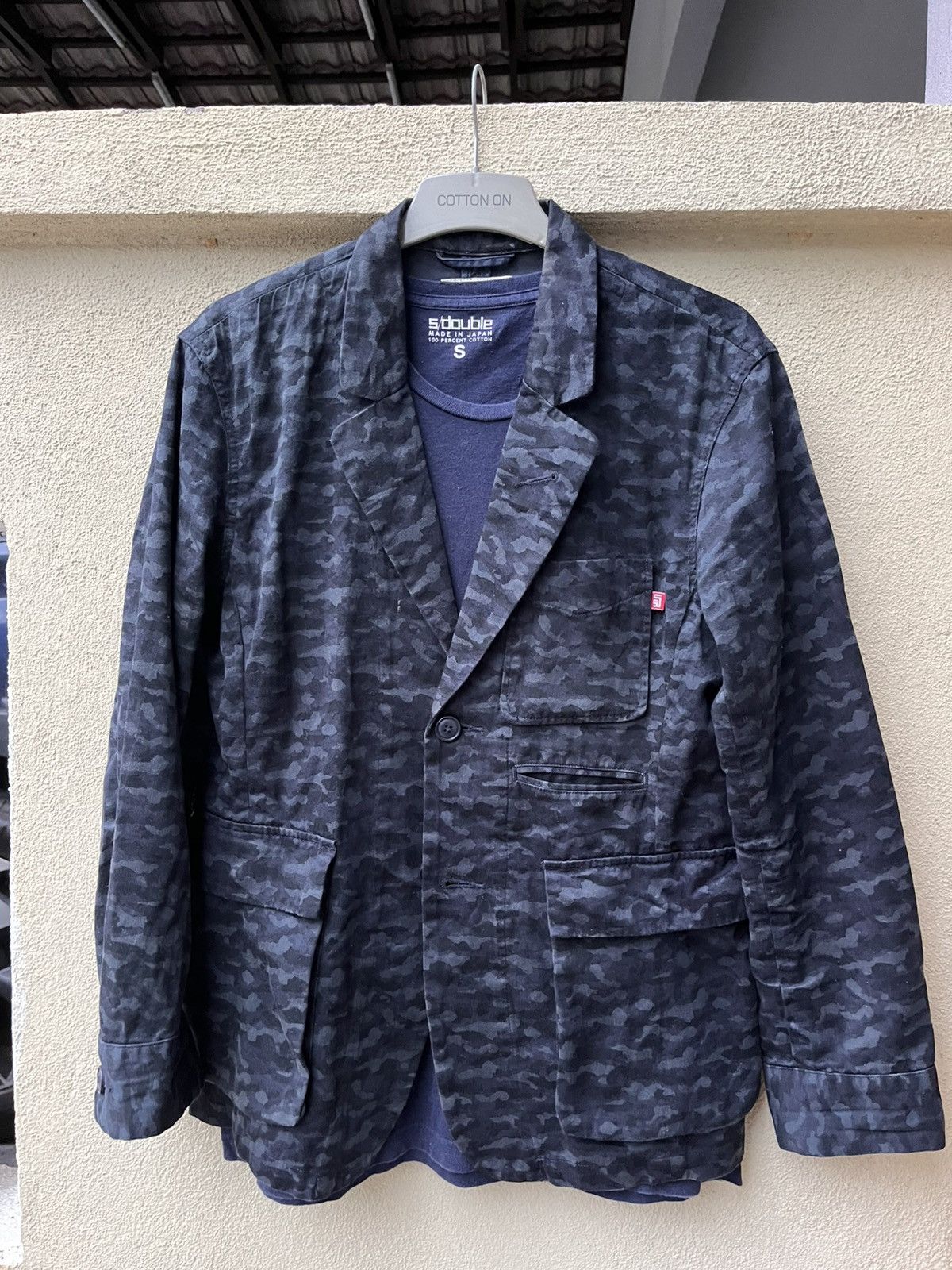 S/DOUBLE S/double x beams 2 pcs ; cotton blazer & plain navy tee Size US S / EU 44-46 / 1 - 1 Thumbnail