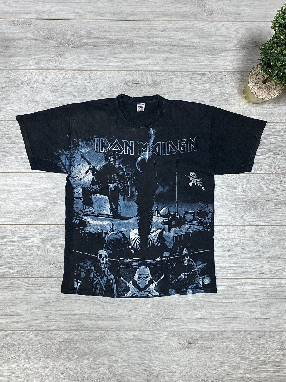 Vintage Iron Maiden vintage over print t-shirt a matter of Life Size US XL / EU 56 / 4 - 2 Thumbnail