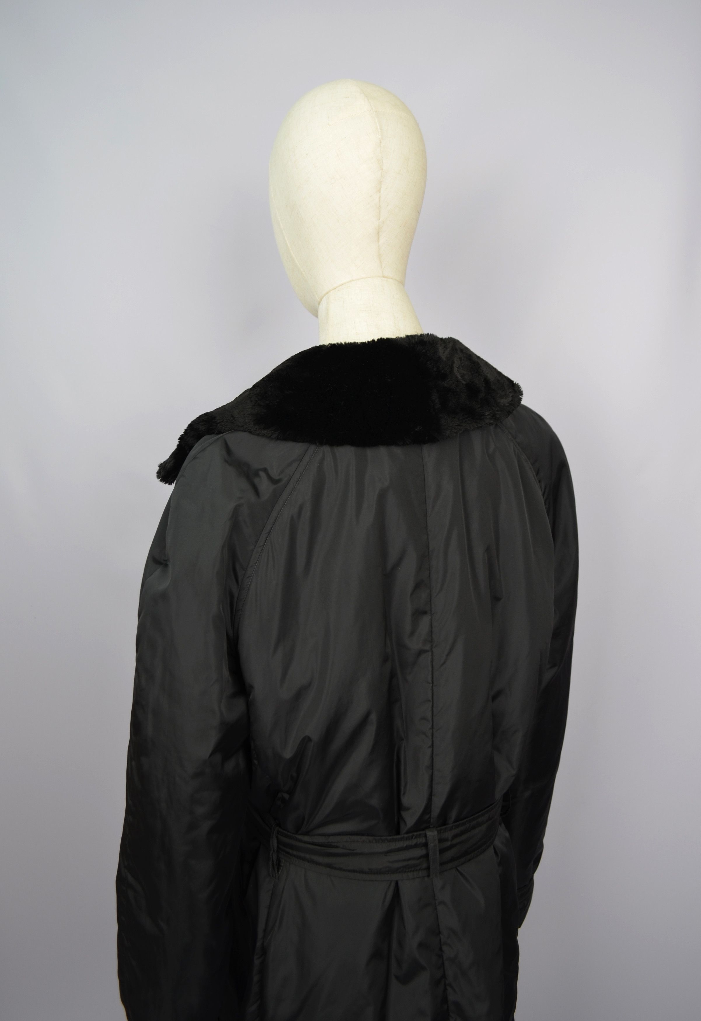 Designer × Max Mara Max Mara 'S Belted Teflon Jacket Coat Long Nutria Fur Size L Size L / US 10 / IT 46 - 14 Thumbnail