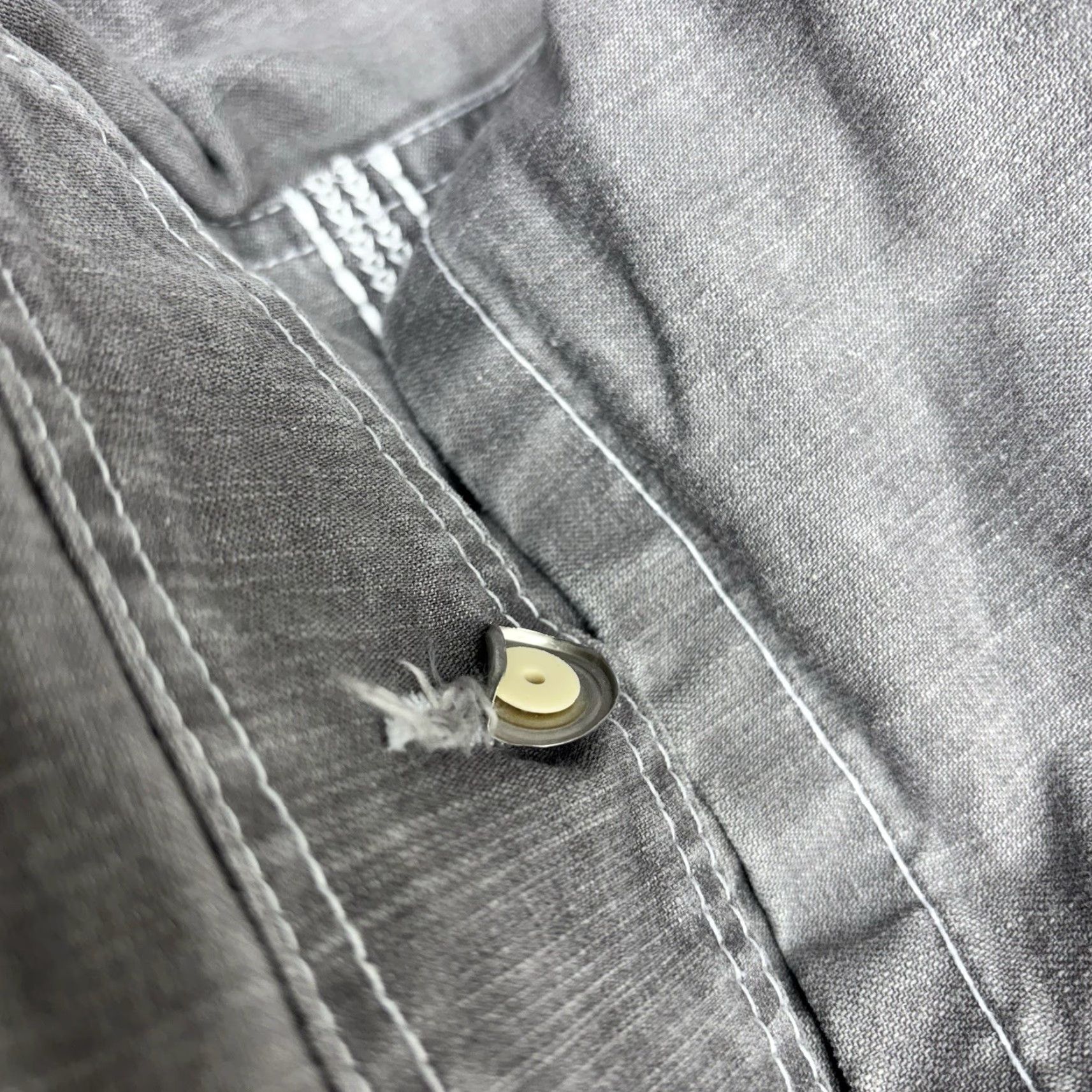Vintage VINTAGE Mecca Cargo Shorts Mens 46 Gray Cotton Knit Cargo Pocket Pockets Zipper Button Outdoor Casual Comfortable 12in Inseam 46 Waist Regular Fit Men Size US 30 / EU 46 - 5 Thumbnail