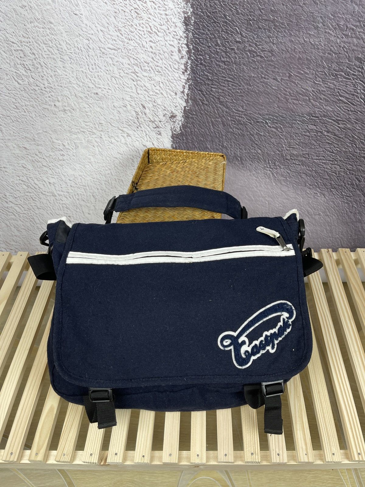 Eastpak Delegate Vintage Logo Blue Navy Crossbody Bag, Men's