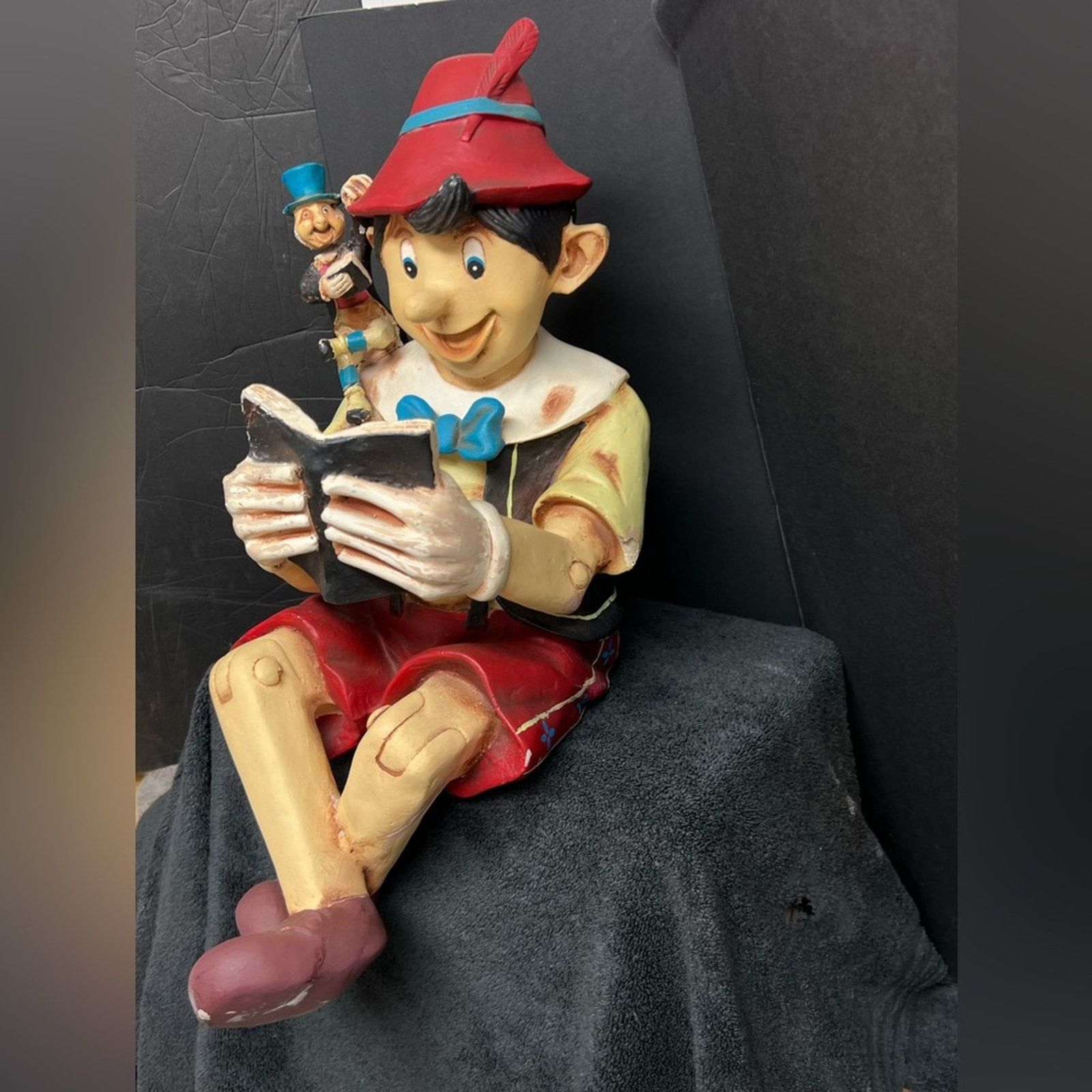 Disney VINTAGE DISNEY PINOCCHIO STATUE LARGE 2FT SCULPTURE CRICKET Size ONE SIZE - 3 Thumbnail
