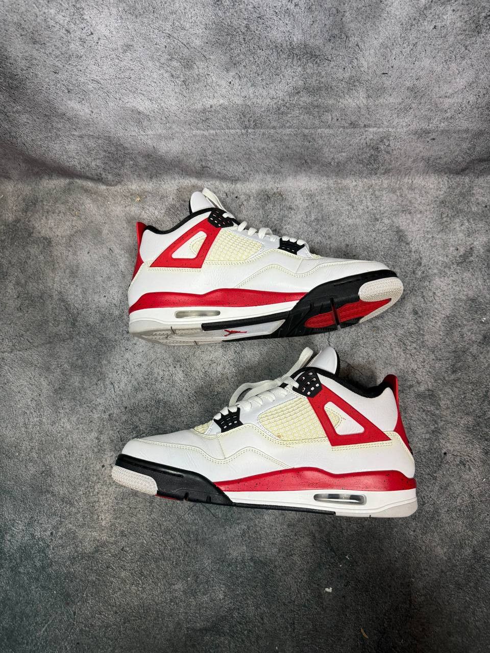 Jordan Brand Size 11 | Jordan 4 Red Cement No Box | Pre-Owned Size US 11 / EU 44 - 6 Thumbnail