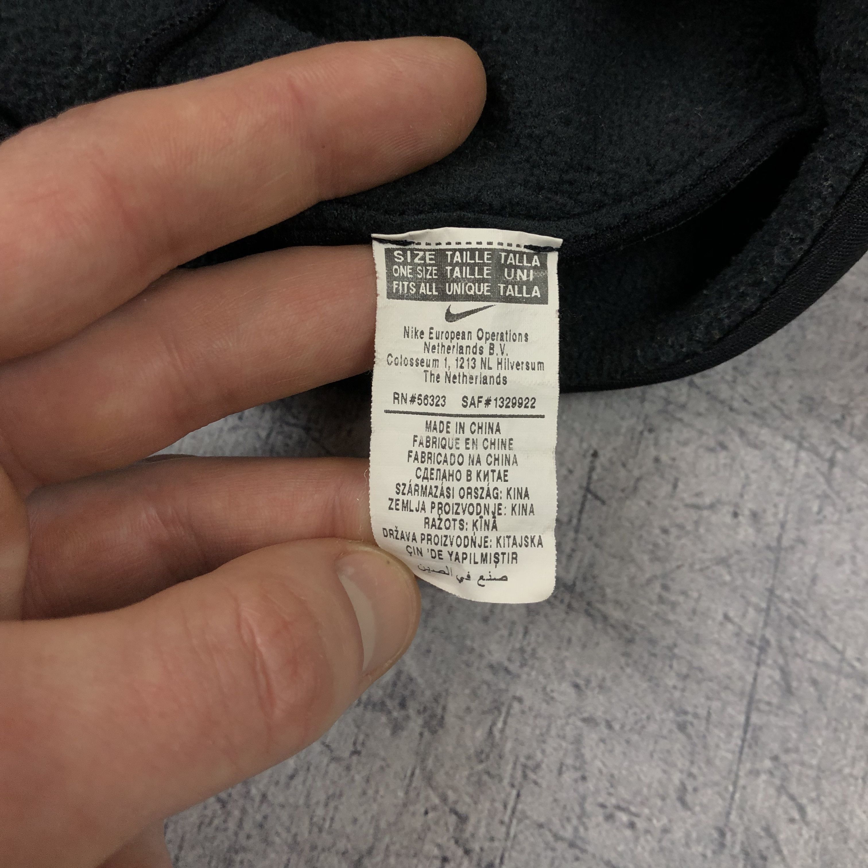 Nike Vintage Nike Swoosh Fleece Reflective Hat Size ONE SIZE - 6 Thumbnail