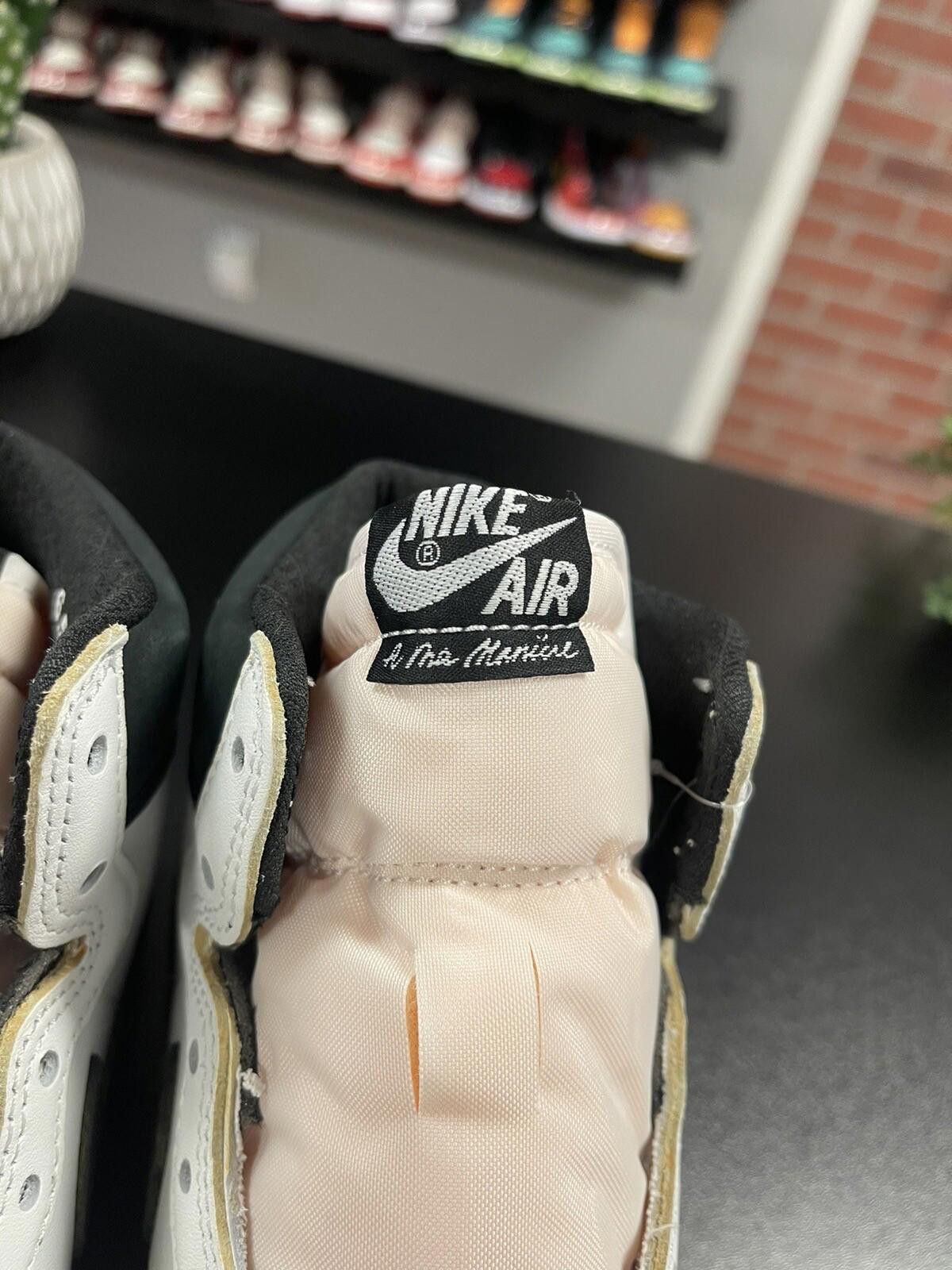 Jordan Brand Size 6.5 - Air Jordan Air Ship x A Ma Maniere White/Black Size US 6.5 / EU 39-40 - 6 Thumbnail