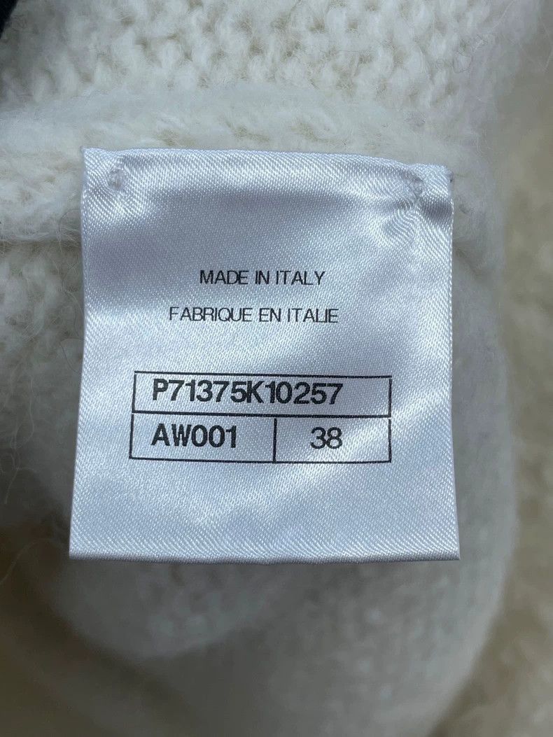 Chanel White Teddy Jacket by Chanel -2505 Size US M / EU 48-50 / 2 - 7 Thumbnail