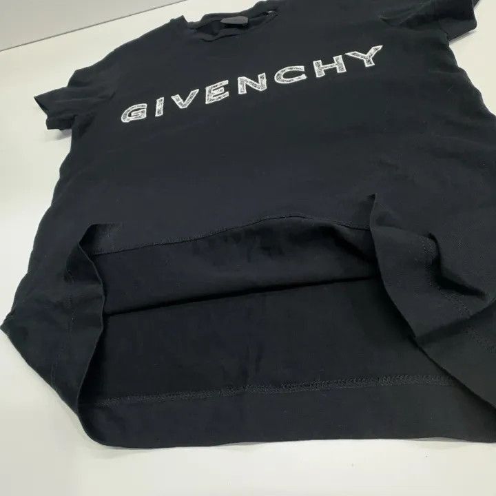 Givenchy Givenchy Givenchy Casual Fashion Round Neck Tshirt -2507 Size US M / EU 48-50 / 2 - 6 Thumbnail