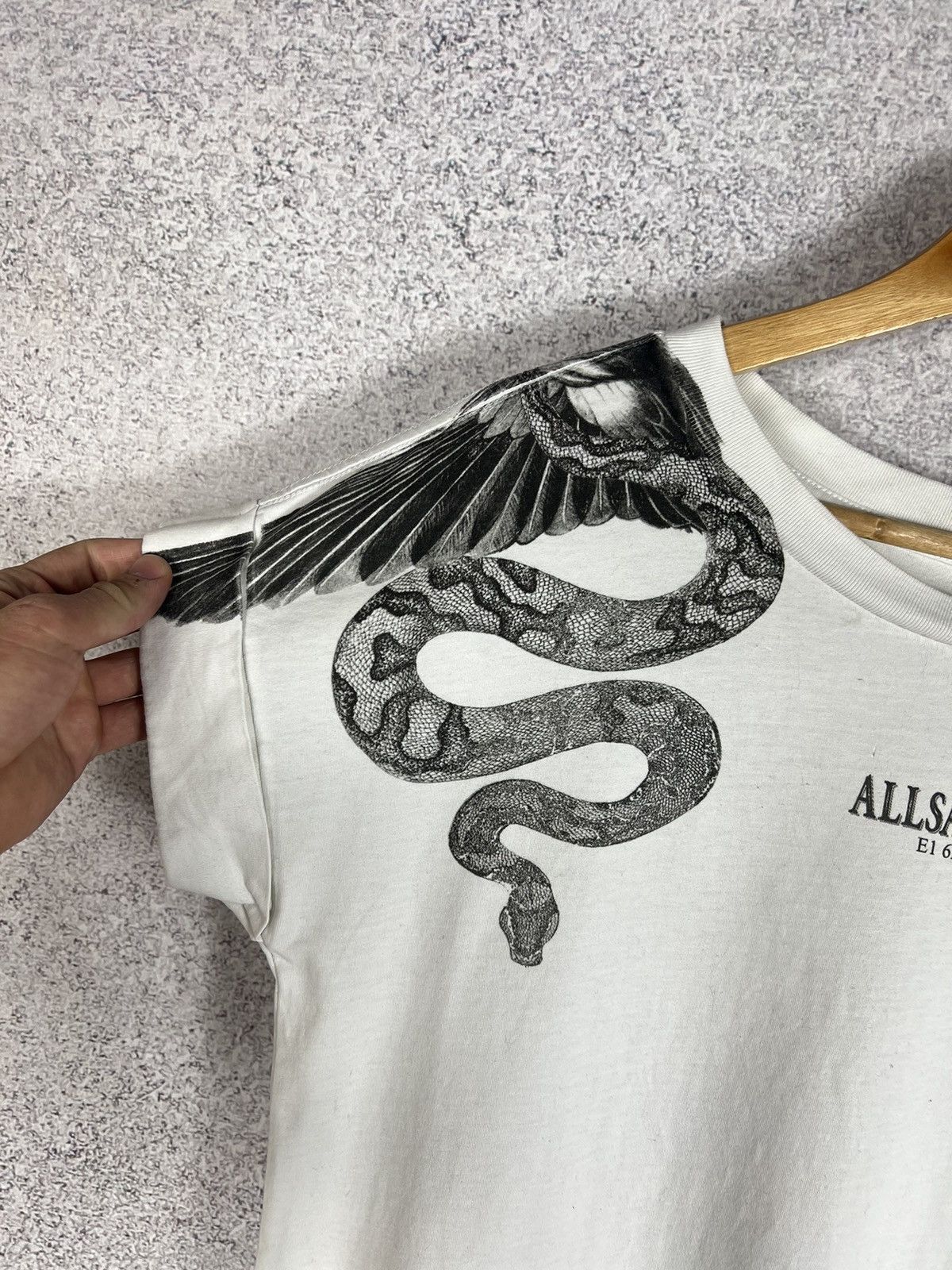 Allsaints Allsaints Snake Eagle Center Logo Art Tee Oversized Size US S / EU 44-46 / 1 - 3 Thumbnail