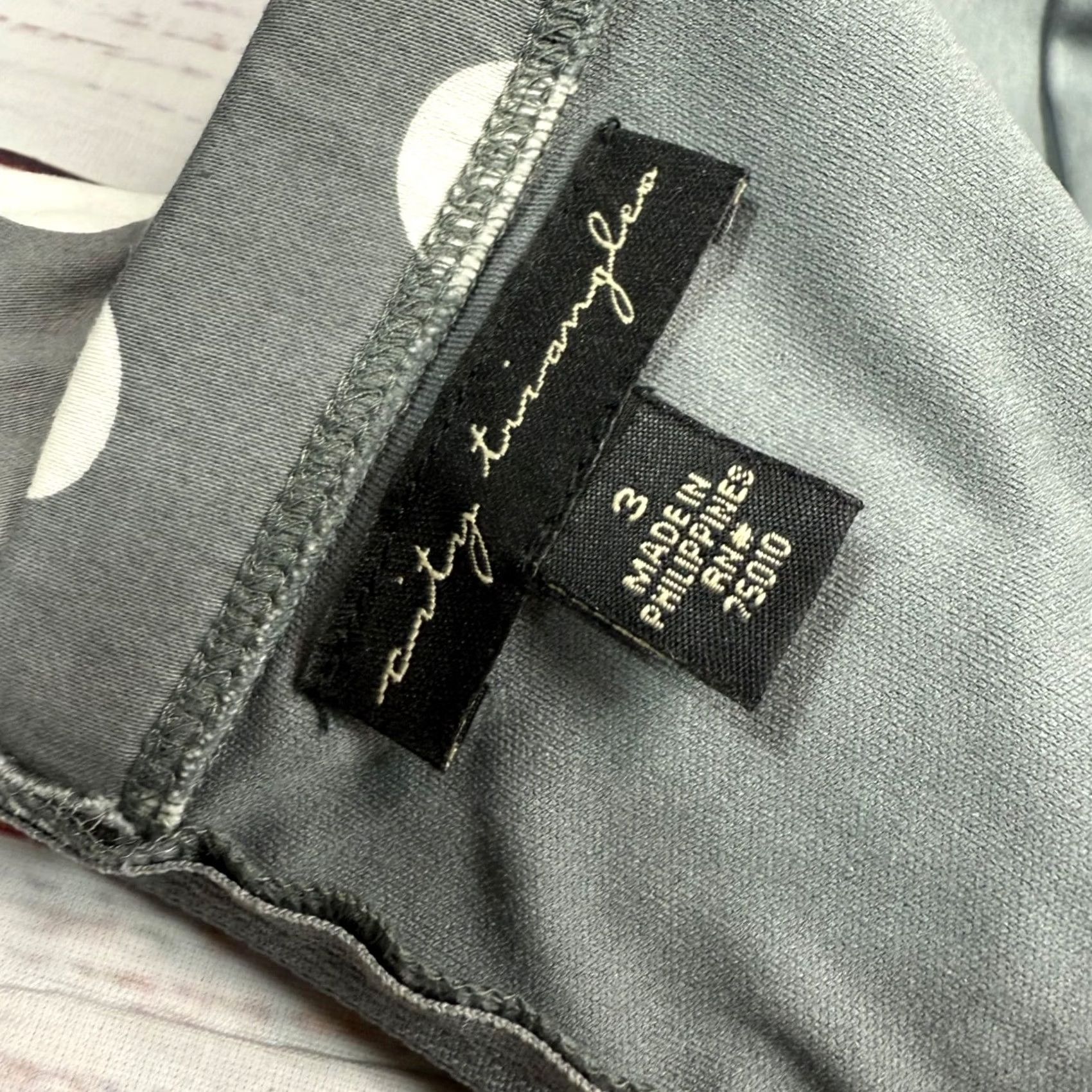 Vintage City Triangles Womens Strapless Tunic Top Juniors Sz 3 Gray Polka Dot Tie Back Blouse Shirt Tunic Grey Polka Dot Tie Back Womens Size 3 Size XS / US 0-2 / IT 36-38 - 6 Thumbnail