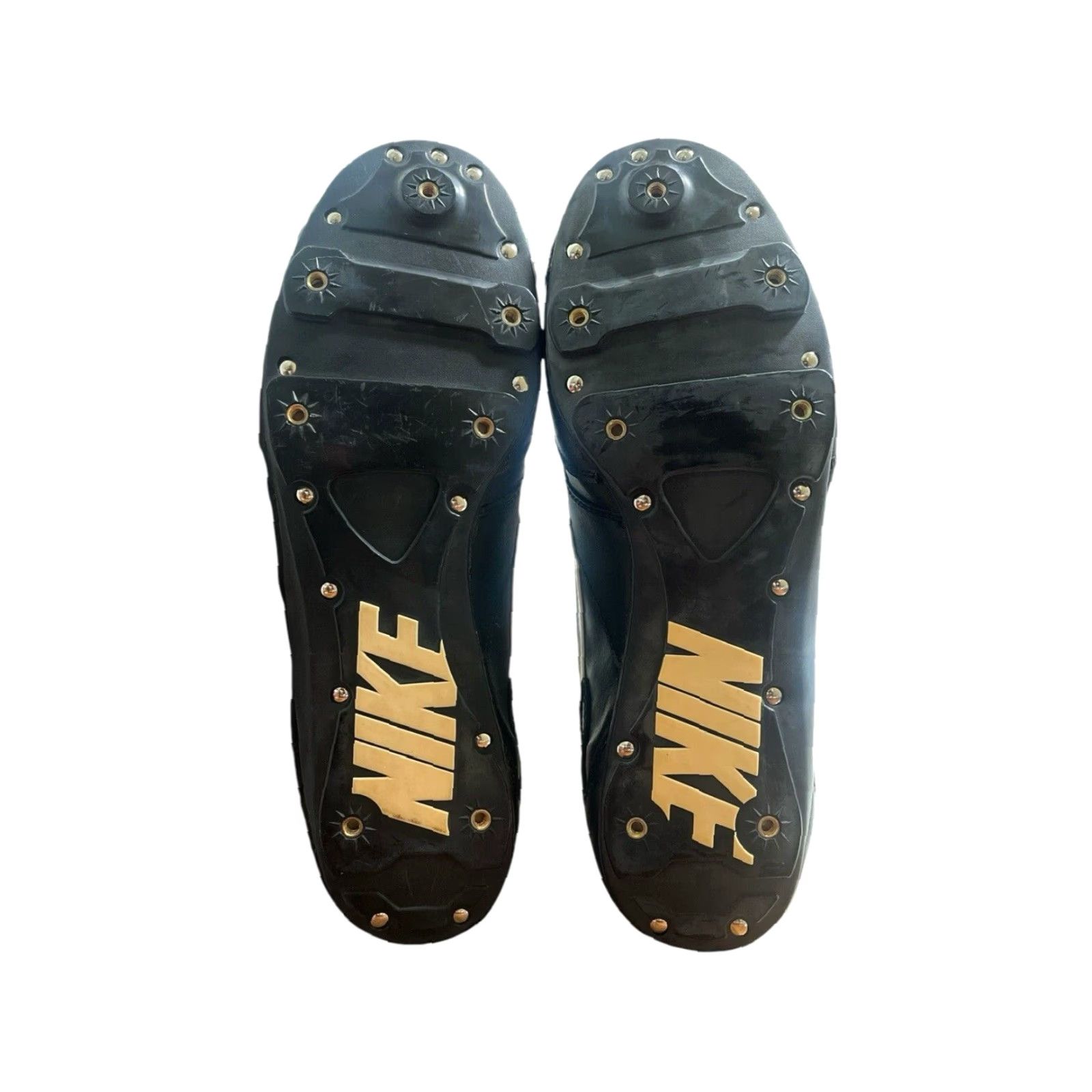 Nike VINTAGE Nike Field Football Cleats High Top Shoes Mens 9 Black 1993 NIB NOS Nike Field Cleats Mens 1993 Size US M / EU 48-50 / 2 - 5 Thumbnail