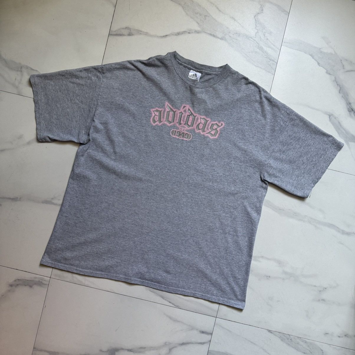 Adidas Vintage Y2K Adidas Goth Logo Tee Size US XXL / EU 58 / 5 - 4 Thumbnail
