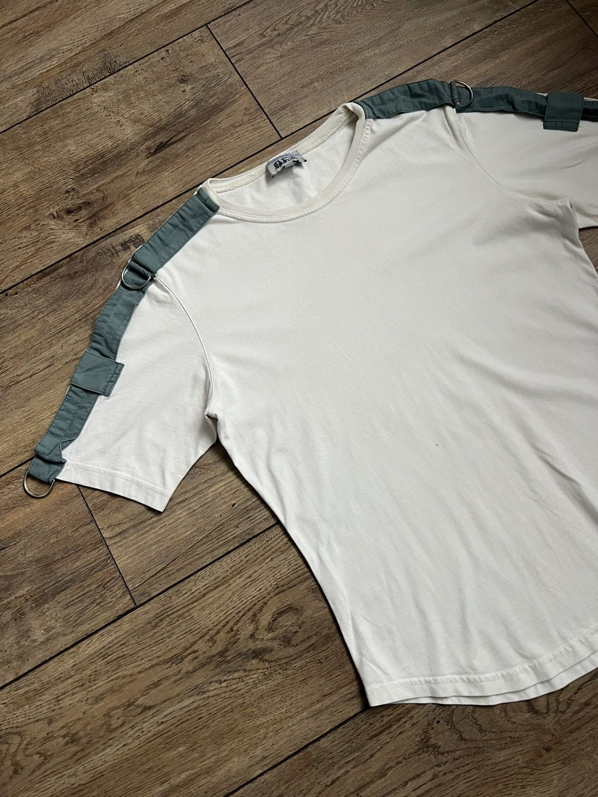 Vivienne Westwood Vivienne Westwood Rare White T-shirt Size US S / EU 44-46 / 1 - 3 Thumbnail