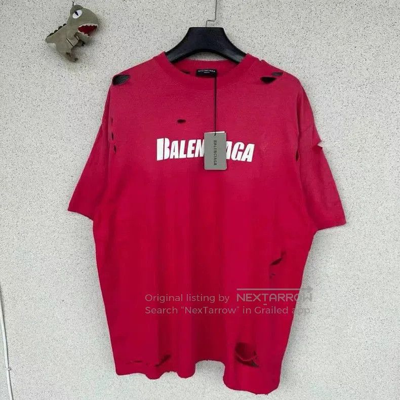 Balenciaga Balenciaga Red Distressed Short Sleeve. Size US S / EU 44-46 / 1 - 1 Thumbnail
