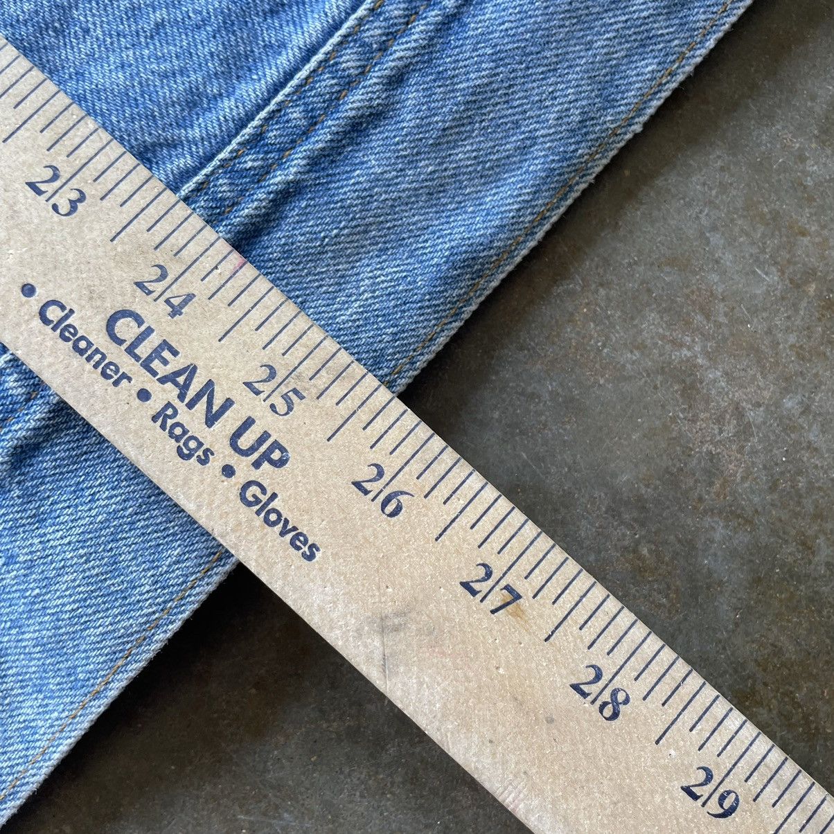 Vintage Vintage Reba McEntire Country Western Denim Trucker Jacket Size US L / EU 52-54 / 3 - 9 Thumbnail