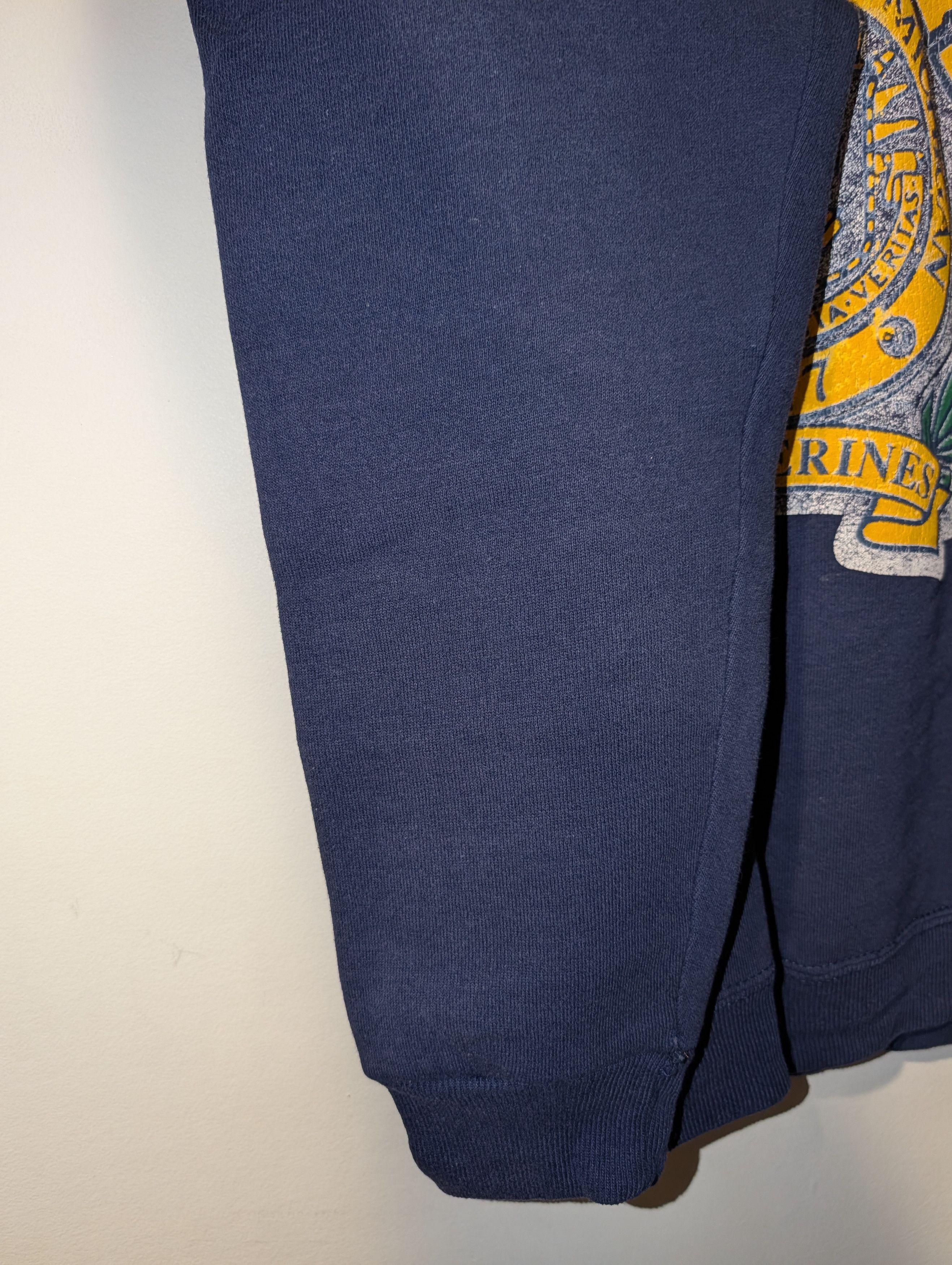 NCAA Vtg 90s University of Michigan Wolverines Bassett Sweatshirt Size US L / EU 52-54 / 3 - 6 Thumbnail