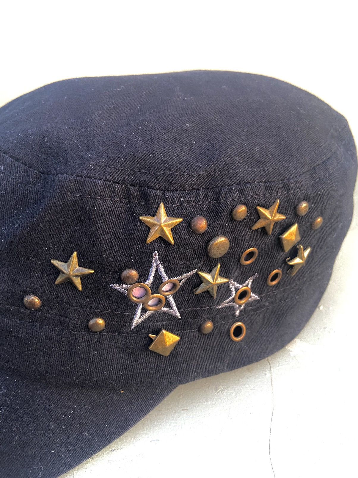 If Six Was Nine 2000s war the show studded star patrol hat Size ONE SIZE - 4 Thumbnail