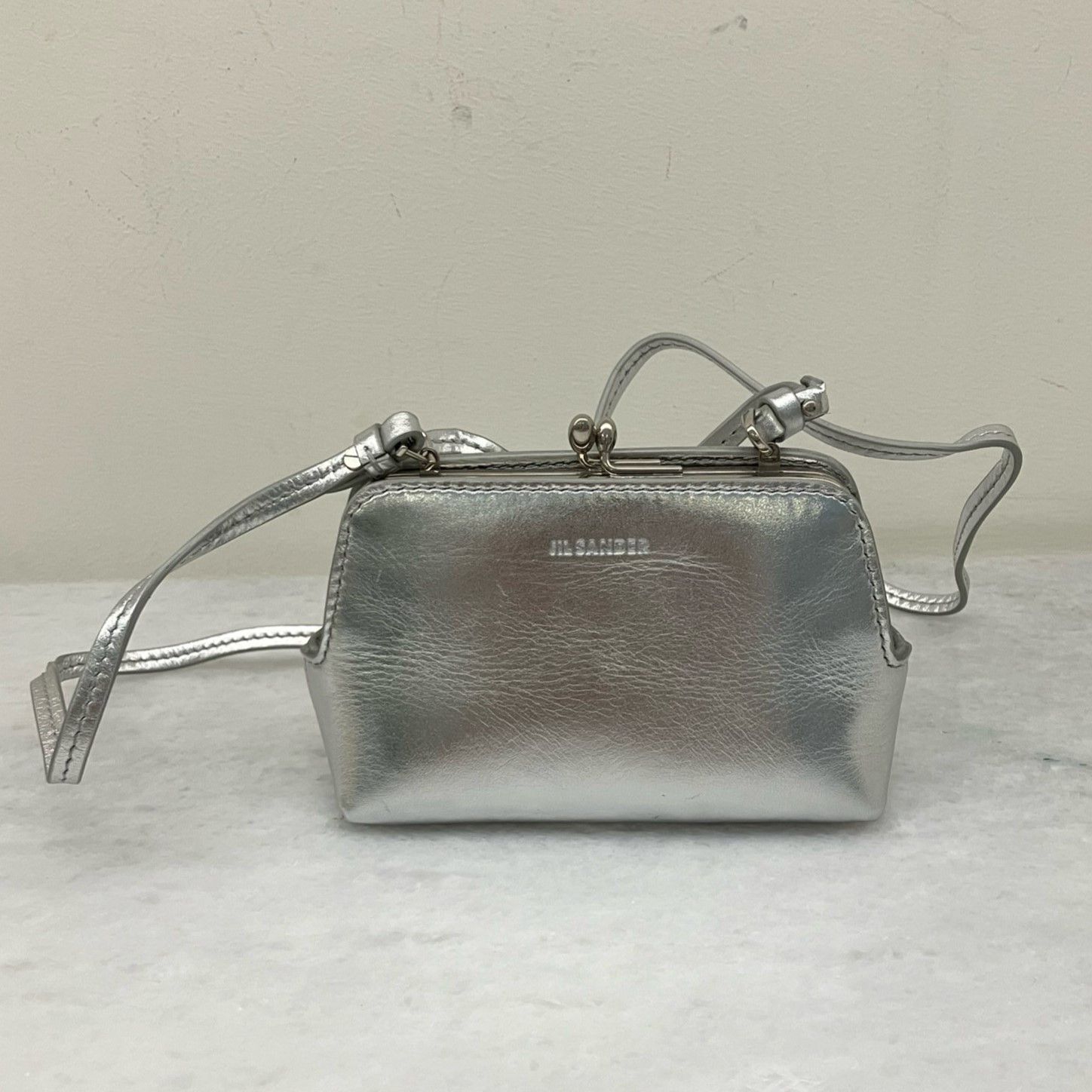 Jil Sander o1loc1c1124 Size: OS/Goji Logo in Silver Size ONE SIZE - 1 Preview