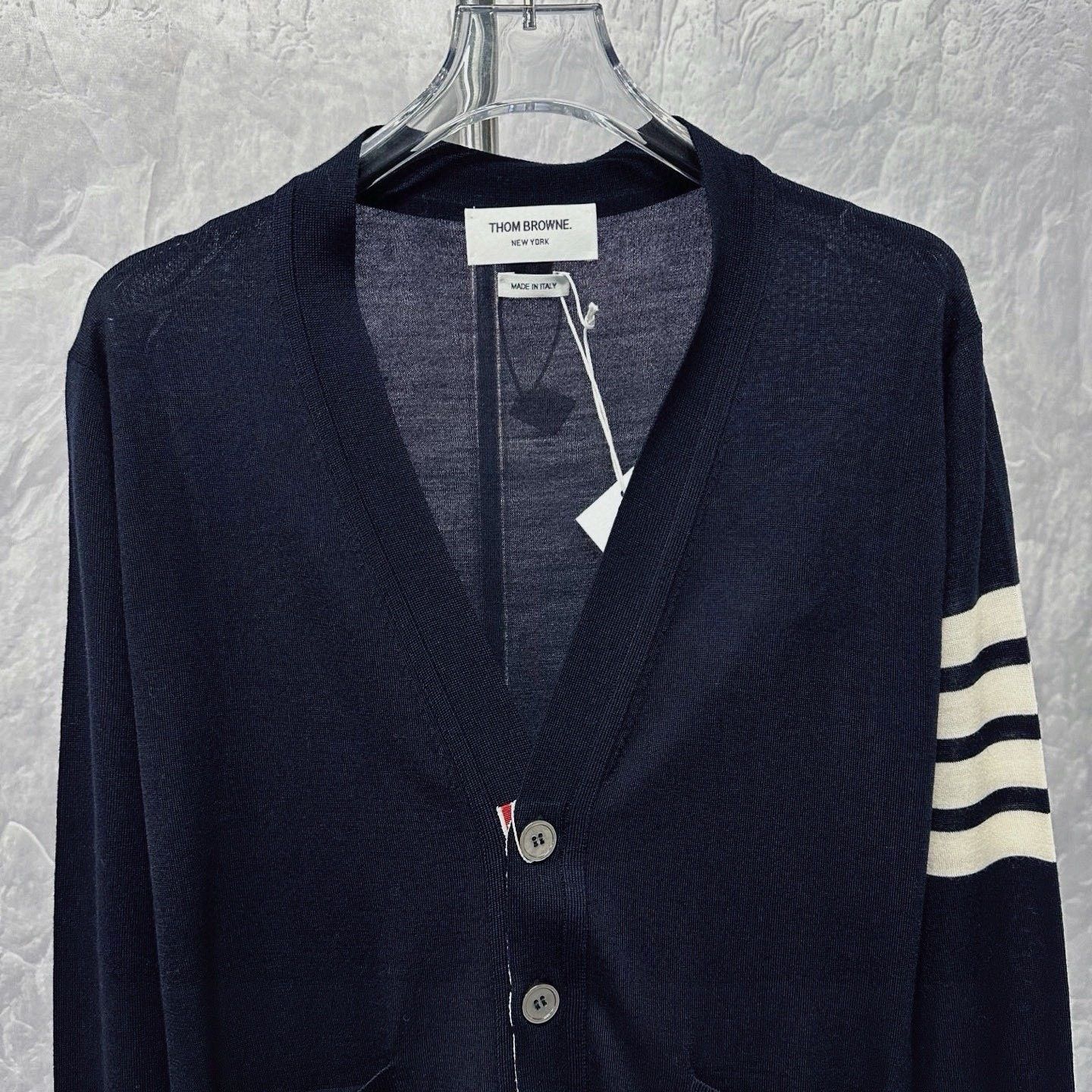 Thom Browne Thom Browne Striped V-Neck Wool Cardigan Size US M / EU 48-50 / 2 - 3 Thumbnail