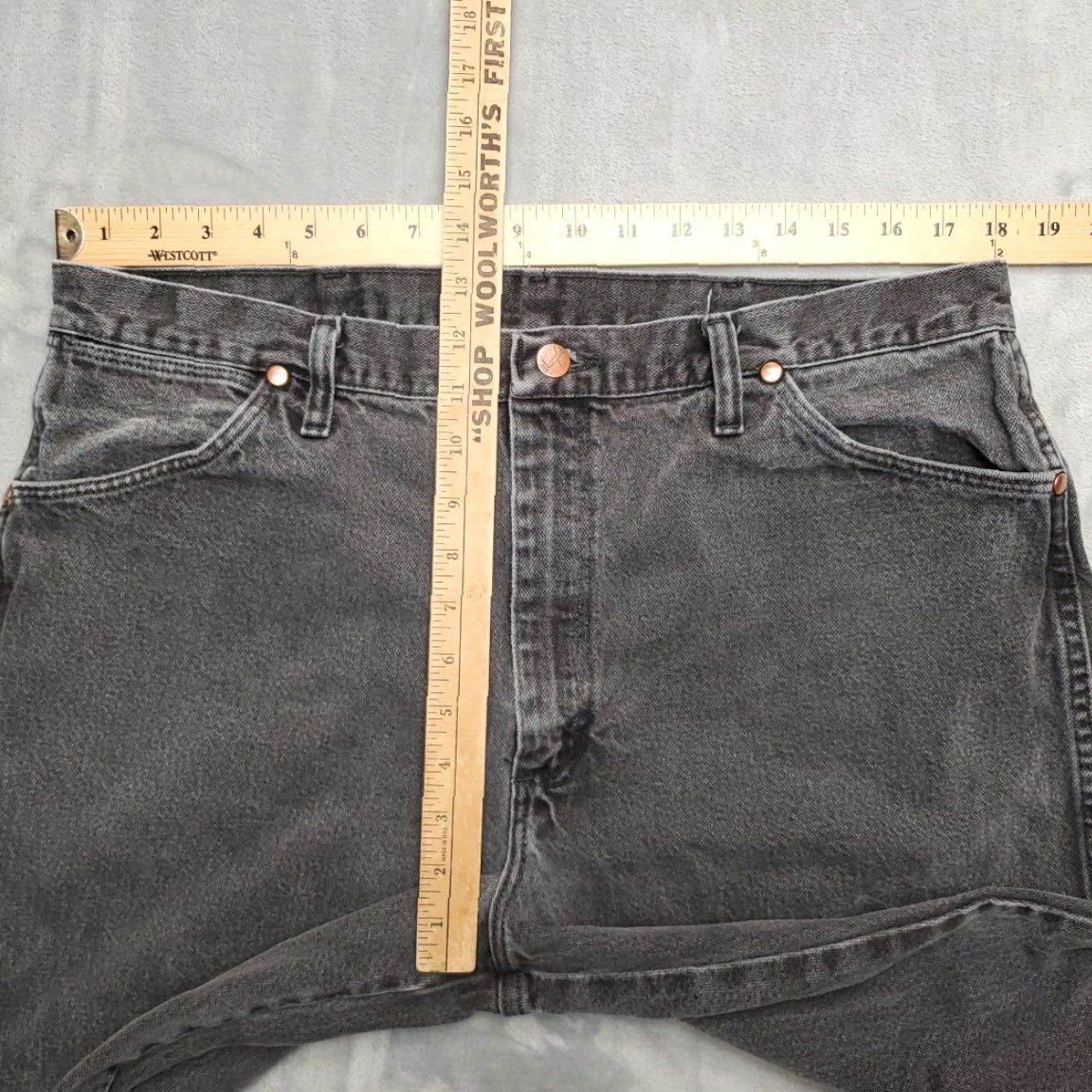 Wrangler Wrangler Jeans Mens 38x30 Black Heavyweight Denim 1013MWZ Western Cowboy Rodeo Size US 38 / EU 54 - 7 Thumbnail