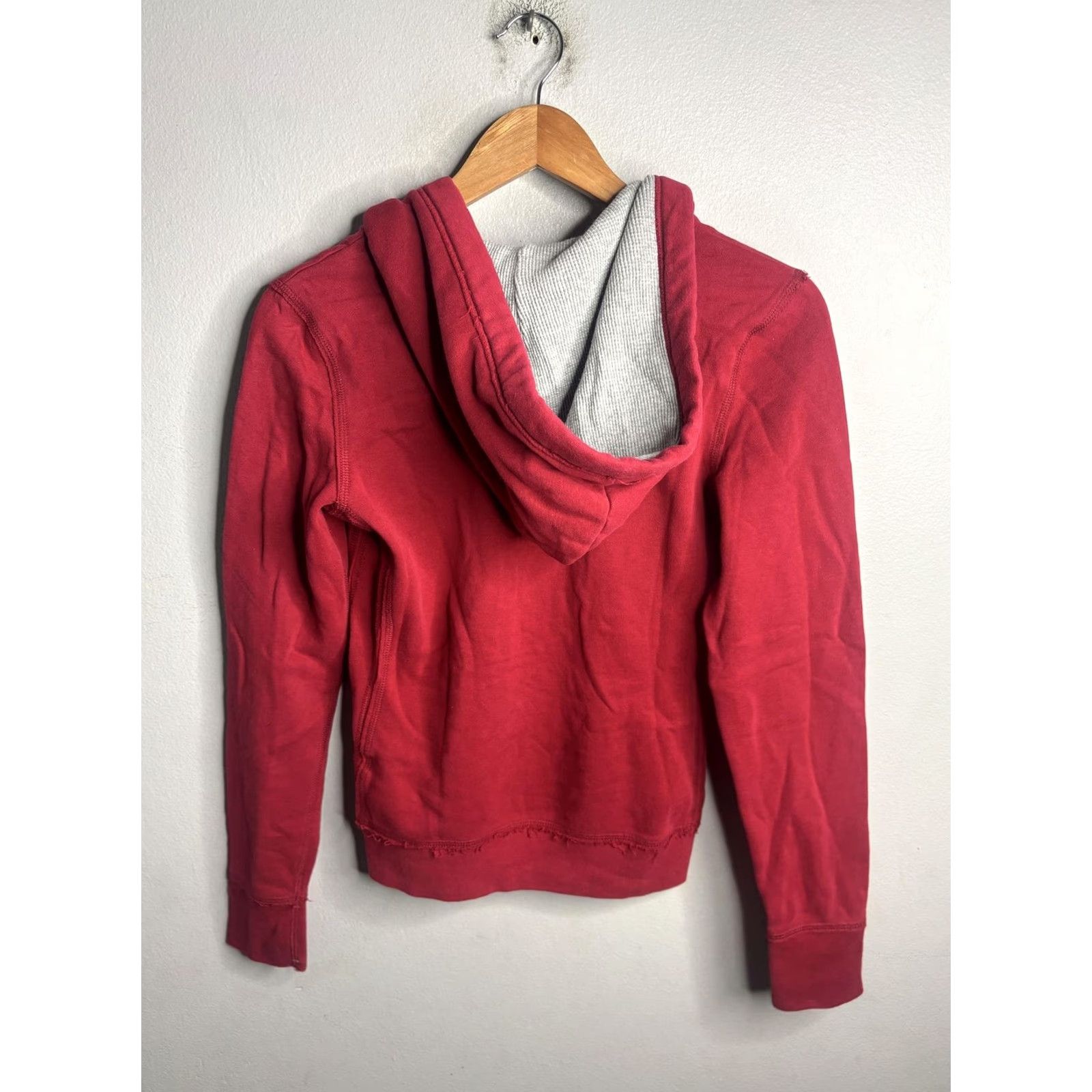 Aeropostale VINTAGE Aeropostale Hoodie Girls S Red NYC Aero Fleece Pullover Sweatshirt Logo Y2K Size S / US 4 / IT 40 - 5 Thumbnail