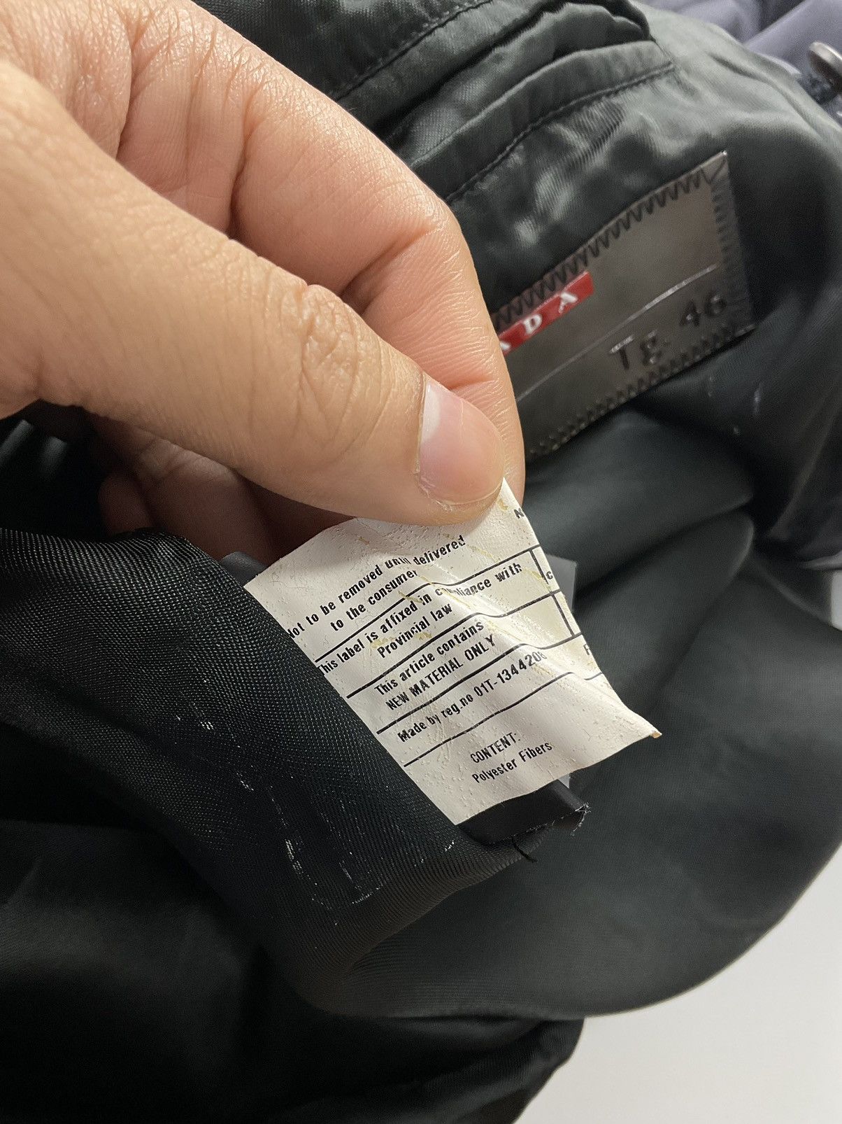 Prada Prada BLack Tab Fur Hood Utility Jacket Size US M / EU 48-50 / 2 - 23 Thumbnail