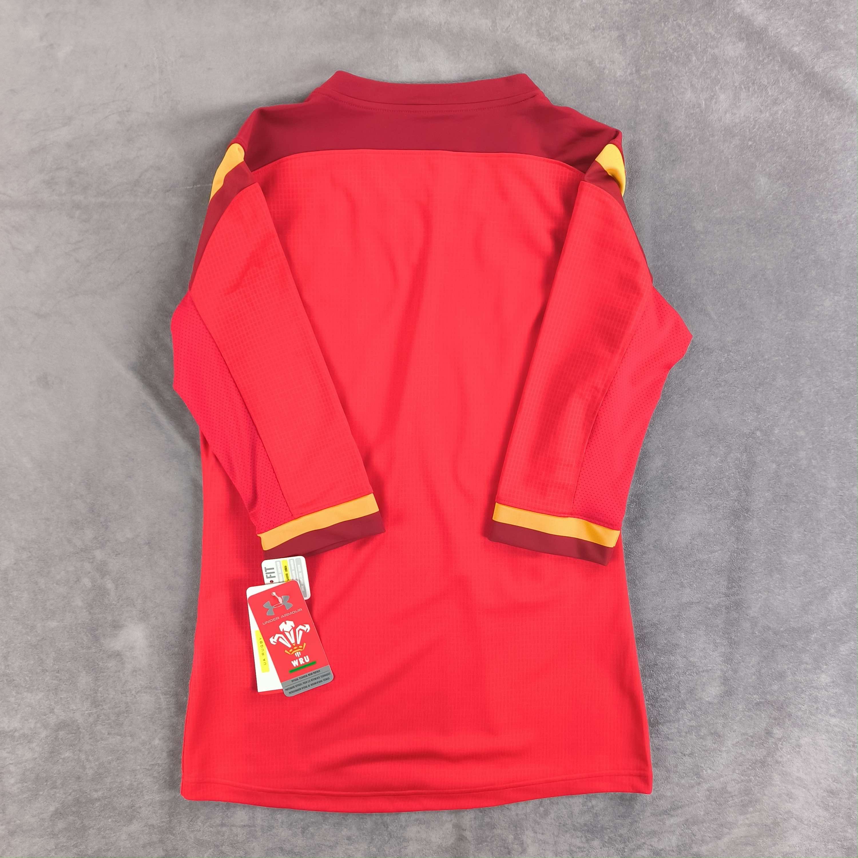 Under Armour NEW Wales 2015-16 Under Armour home rugby jersey size S Size US S / EU 44-46 / 1 - 2 Thumbnail