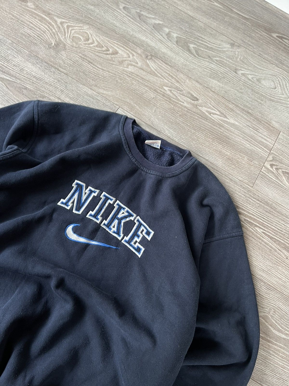 Other Vintage Nike Knit Central Logo Oversize Crew Neck Sweatshirt Size US L / EU 52-54 / 3 - 17 Thumbnail