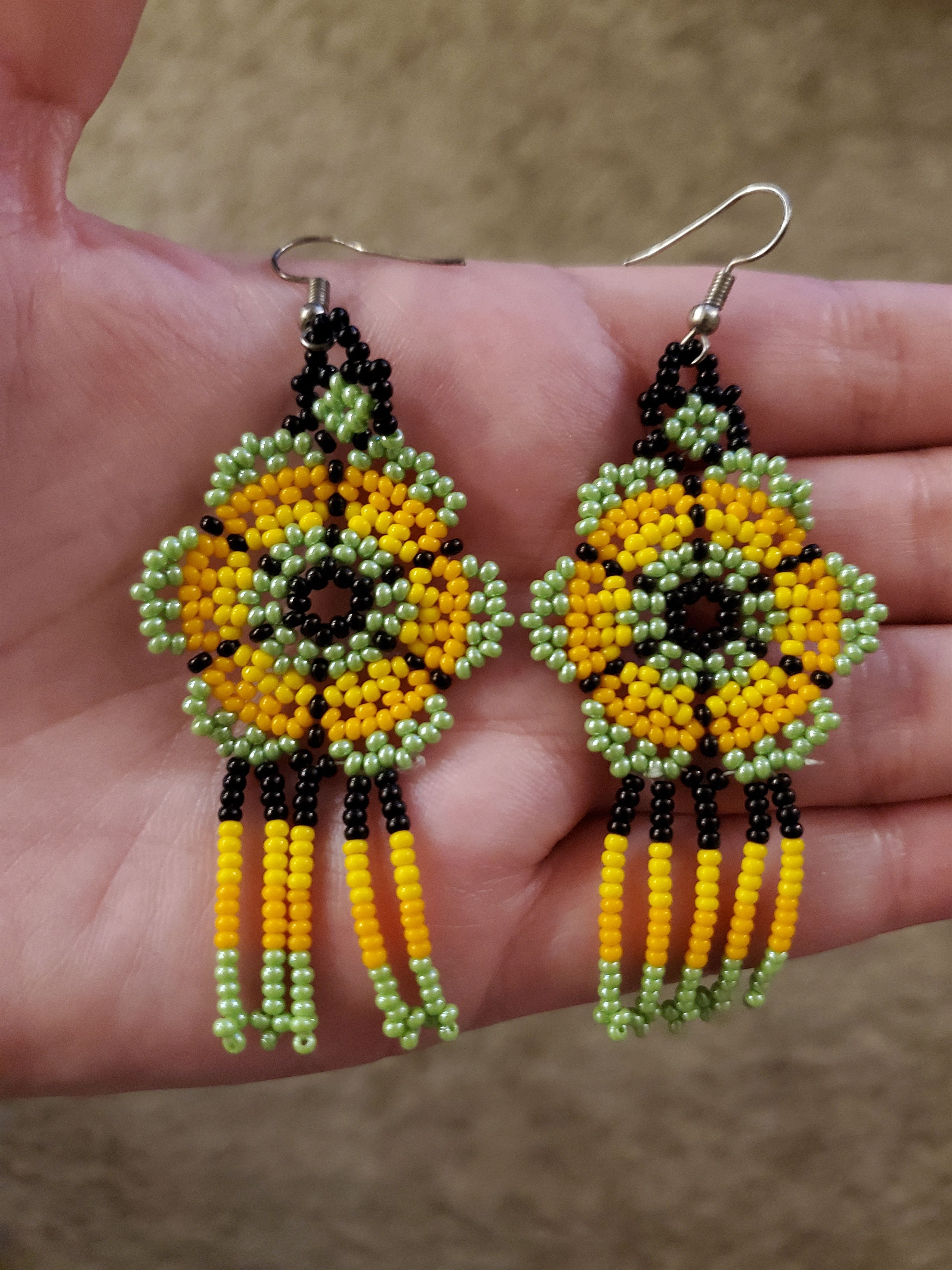 Other Traditional Mexican Handcrafted Beaded Dangle Earrings Size ONE SIZE - 3 Thumbnail