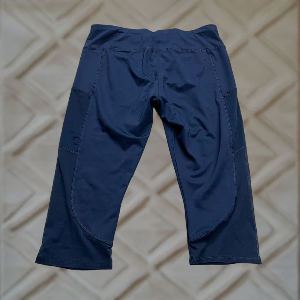 Athletic Works VINTAGE Athletic Works Cropped Leggings Womens Large Blue Mid Rise Active Gym Yoga 32x19 Size 36" / US 14 / IT 50 - 1 Thumbnail