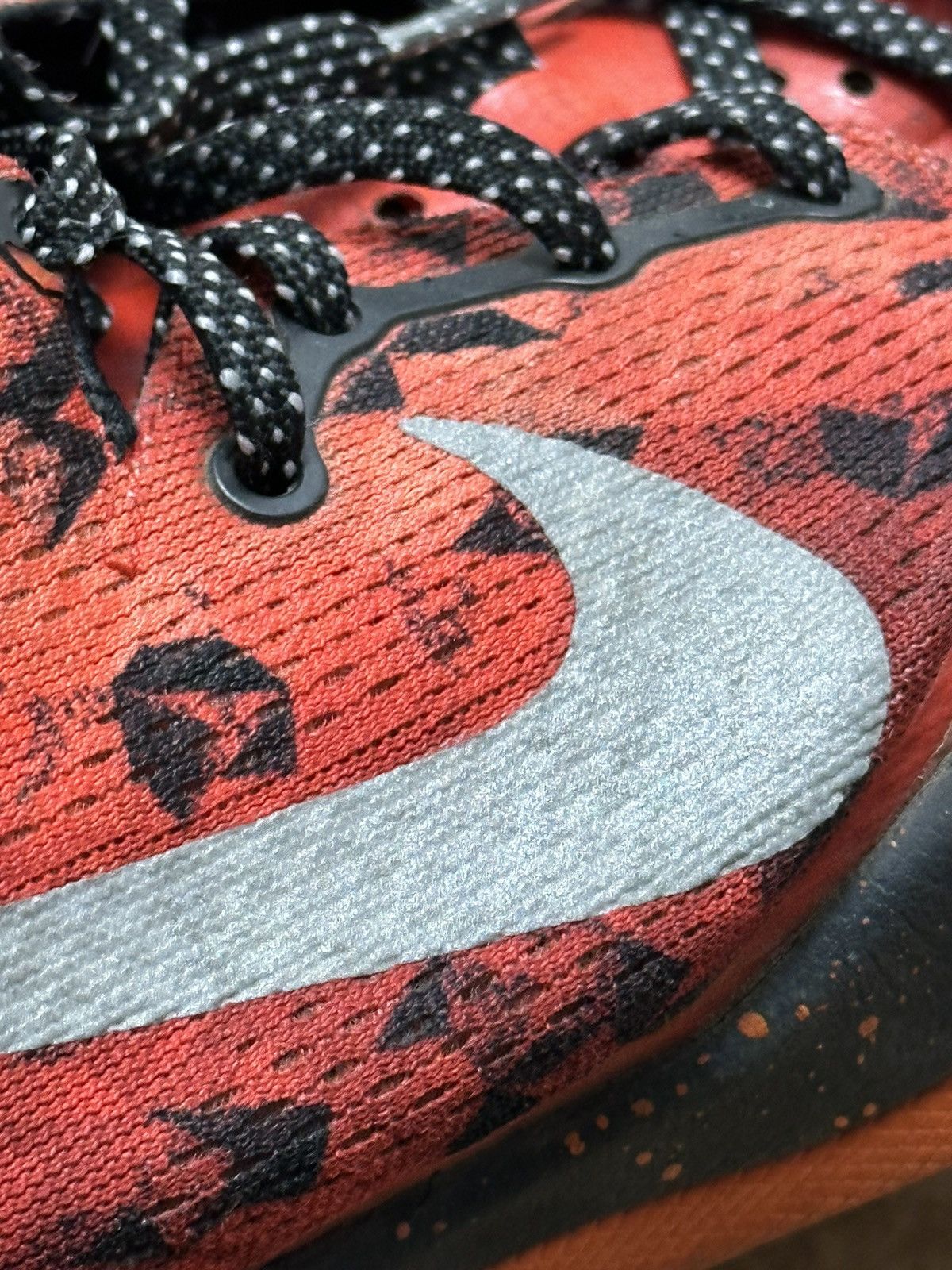 Nike Nike Kobe 8 System “Challenge Red” Reflective 555035-600 Size US 10.5 / EU 43-44 - 16 Thumbnail