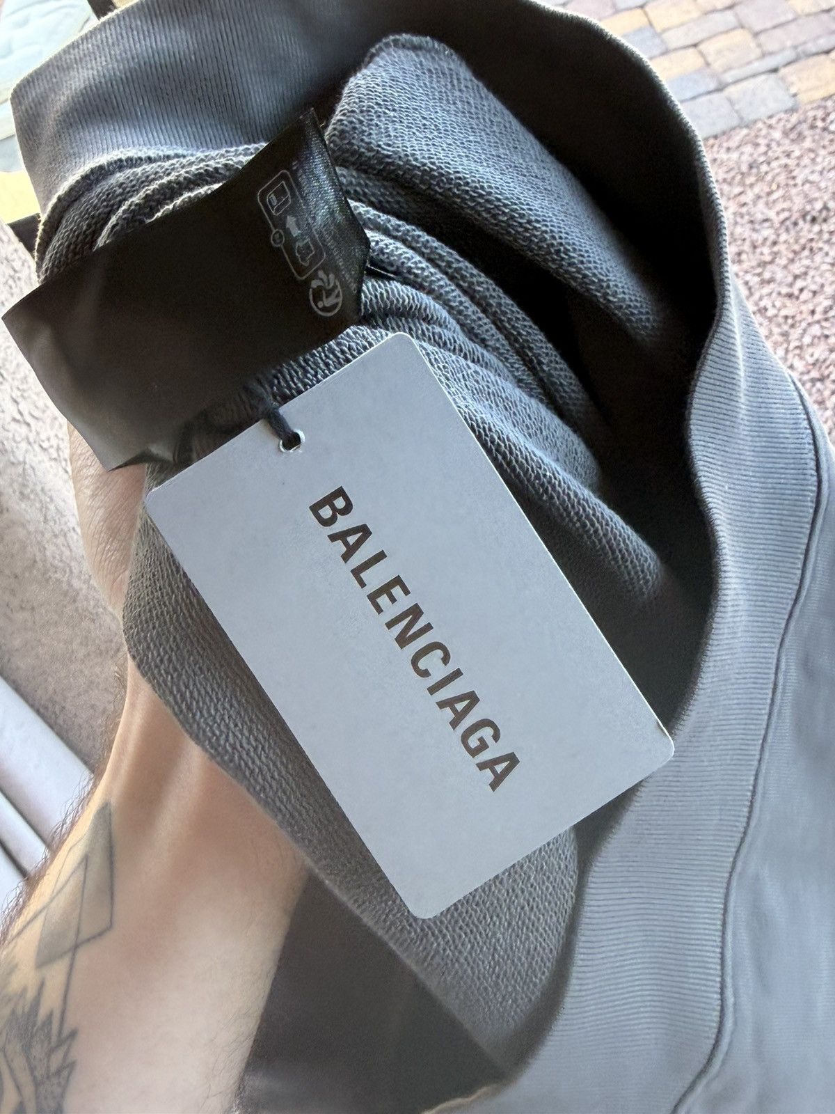 Balenciaga Balenciaga Medium Fit Logo Embroidered Pullover Hoodie Grey Size US M / EU 48-50 / 2 - 7 Thumbnail
