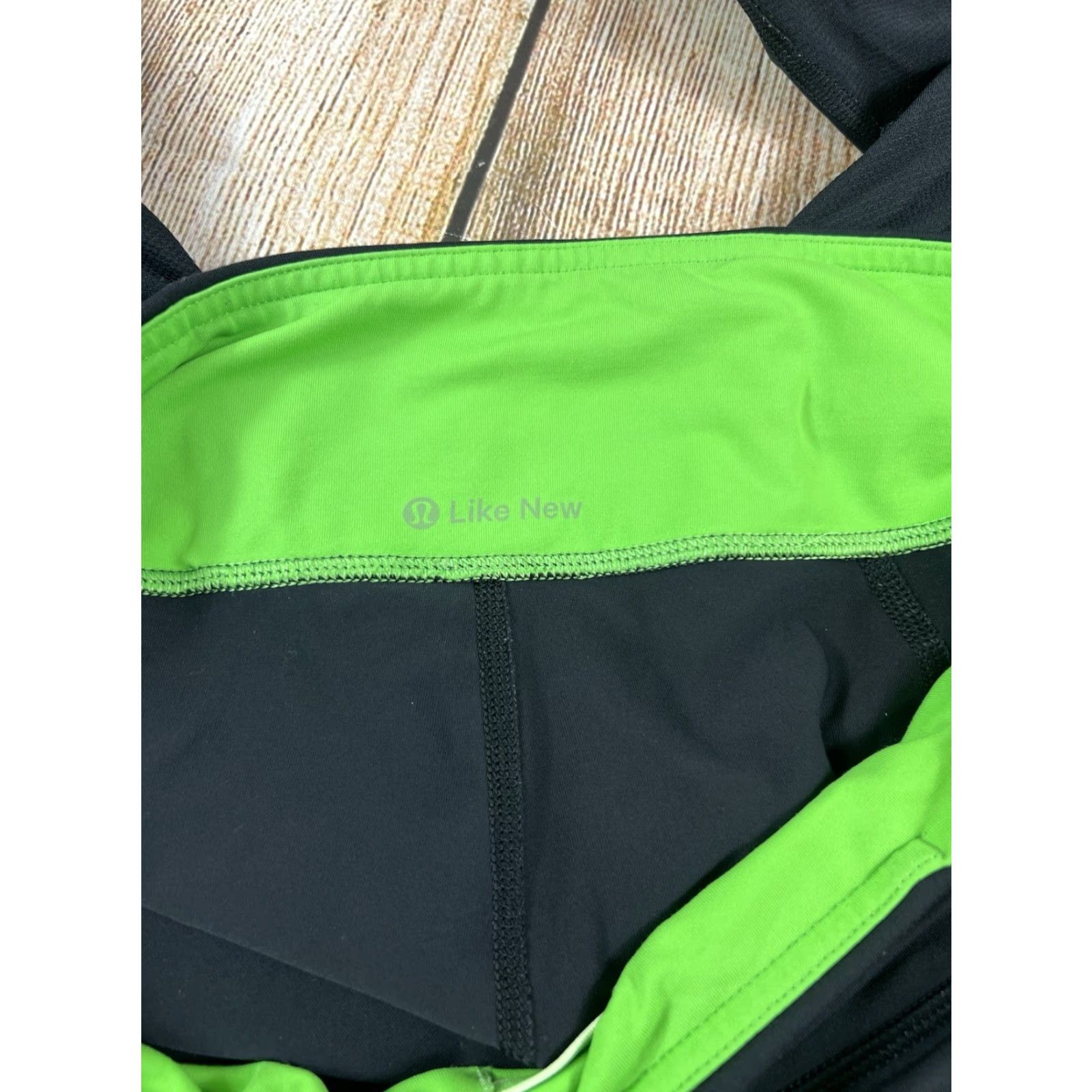 Lululemon Women’s Lululemon Run Inspire Crop Leggings Black and Green Size 8 Size 30" / US 8 / IT 44 - 5 Thumbnail