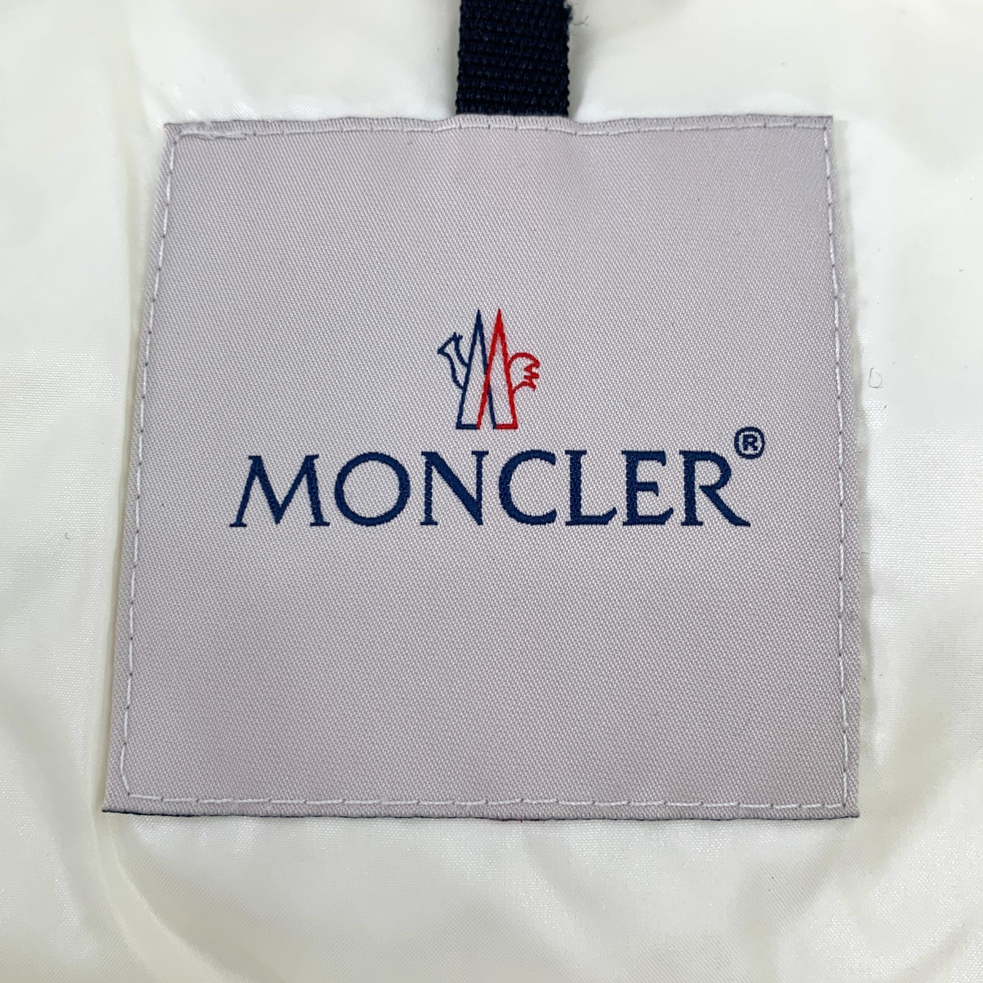 Moncler Moncler Daos Womens Iridescent Glossy Hooded Down Jacket XS Size XS / US 0-2 / IT 36-38 - 2 Thumbnail