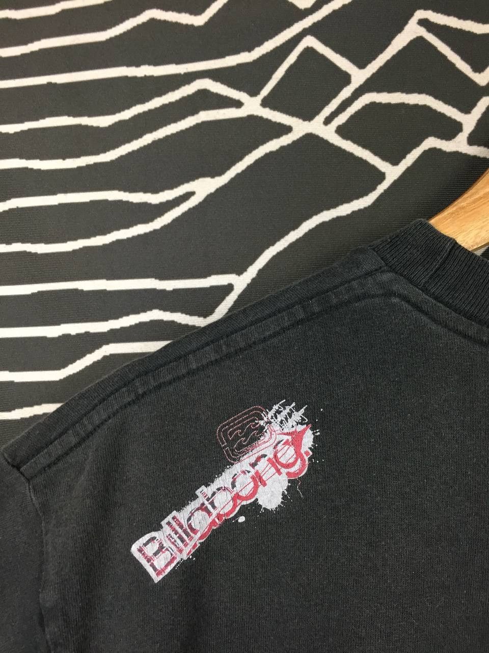 Billabong Vtg Billabong Splatter Graphic Surfwear Long Sleeve Tee Size US L / EU 52-54 / 3 - 7 Thumbnail