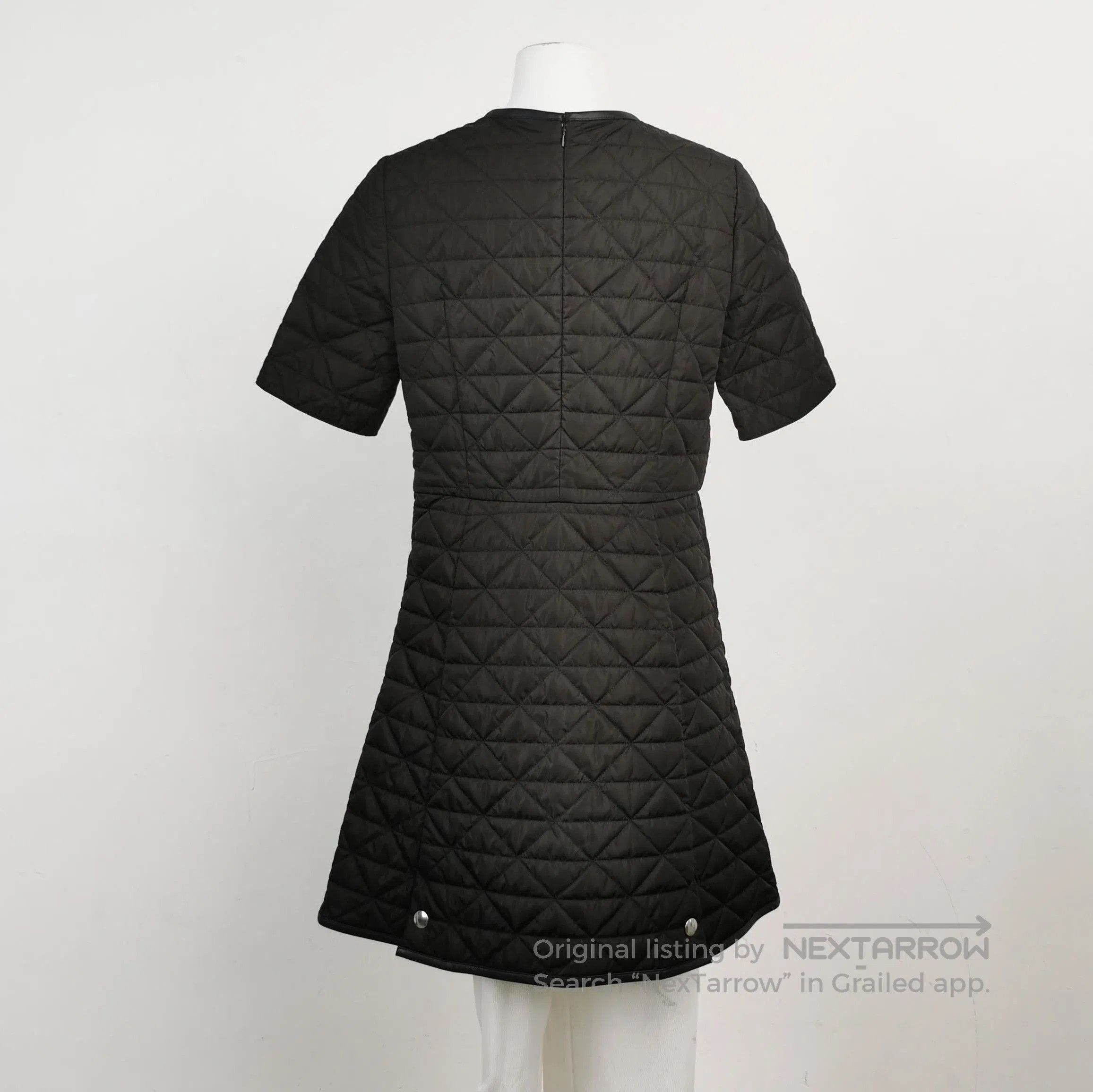 Prada Prada Plain Triangle Logo Crew Neck Dress . Size XXS / US 00 / IT 34 - 2 Thumbnail
