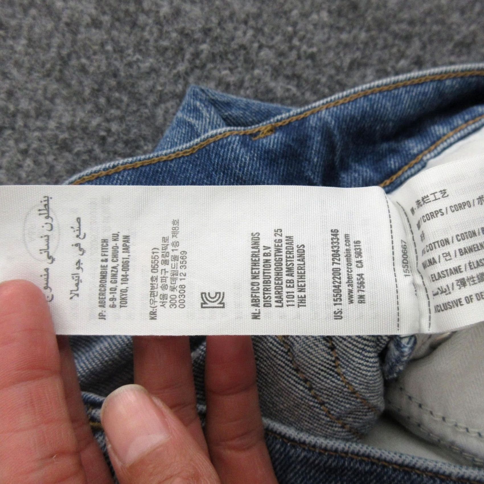 Abercrombie & Fitch Abercrombie & Fitch Jeans Womens 28 Blue The Mom High Rise Distressed Ripped Jeans Distressed WW Mens Women Girls Size 28" / US 6 / IT 42 - 7 Thumbnail