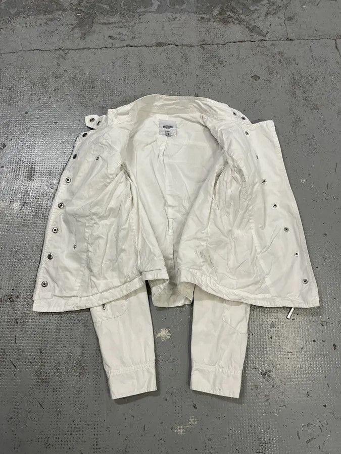 Moschino 2000s Moschino Asymmetrical Zip Cargo White Jacket Size S / US 4 / IT 40 - 8 Thumbnail