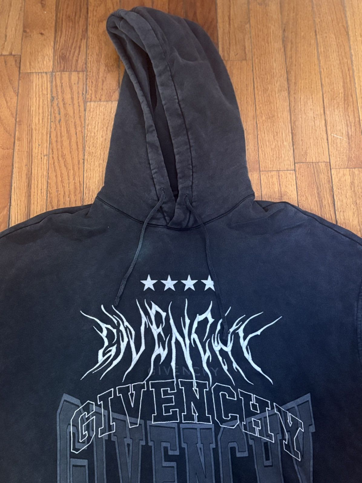 Designer × Givenchy Givenchy Washed Black Hoodie Size M Size US M / EU 48-50 / 2 - 6 Thumbnail