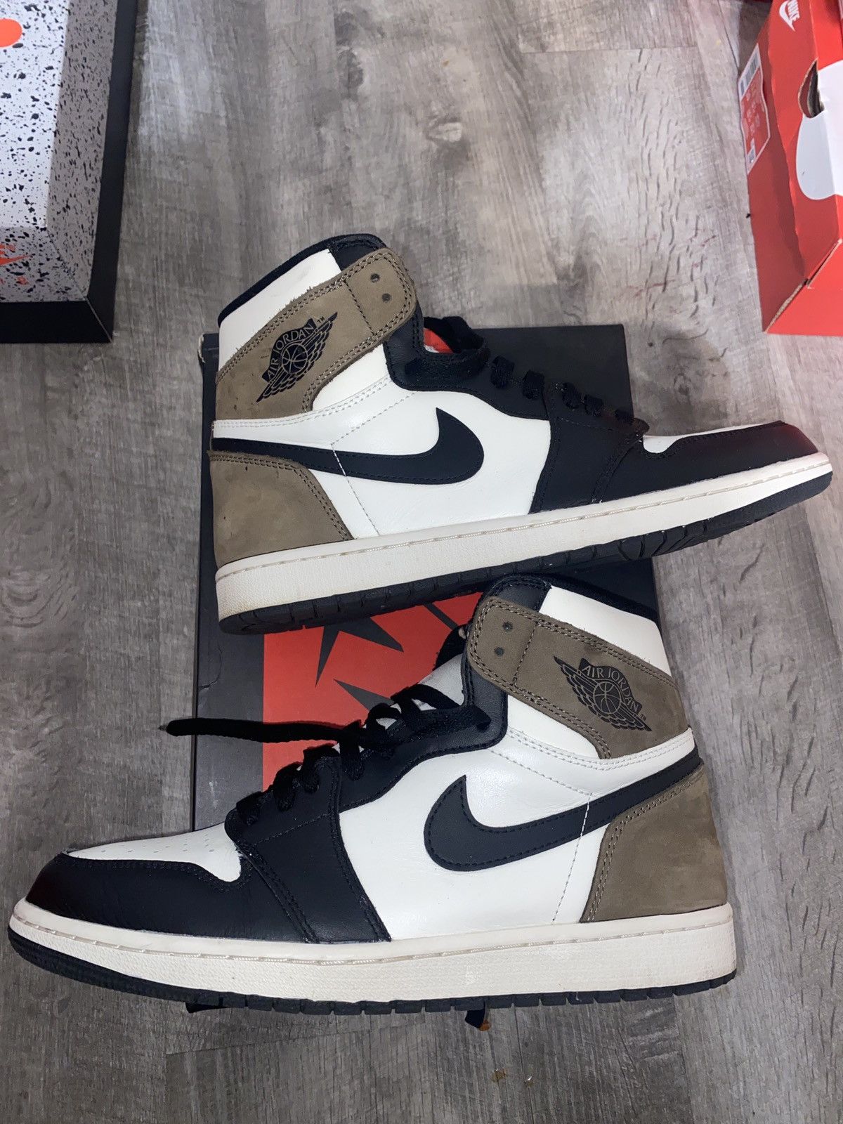 Jordan Brand Jordan 1 retro high dark mocha size 10.5 Size US 10.5 / EU 43-44 - 5 Thumbnail