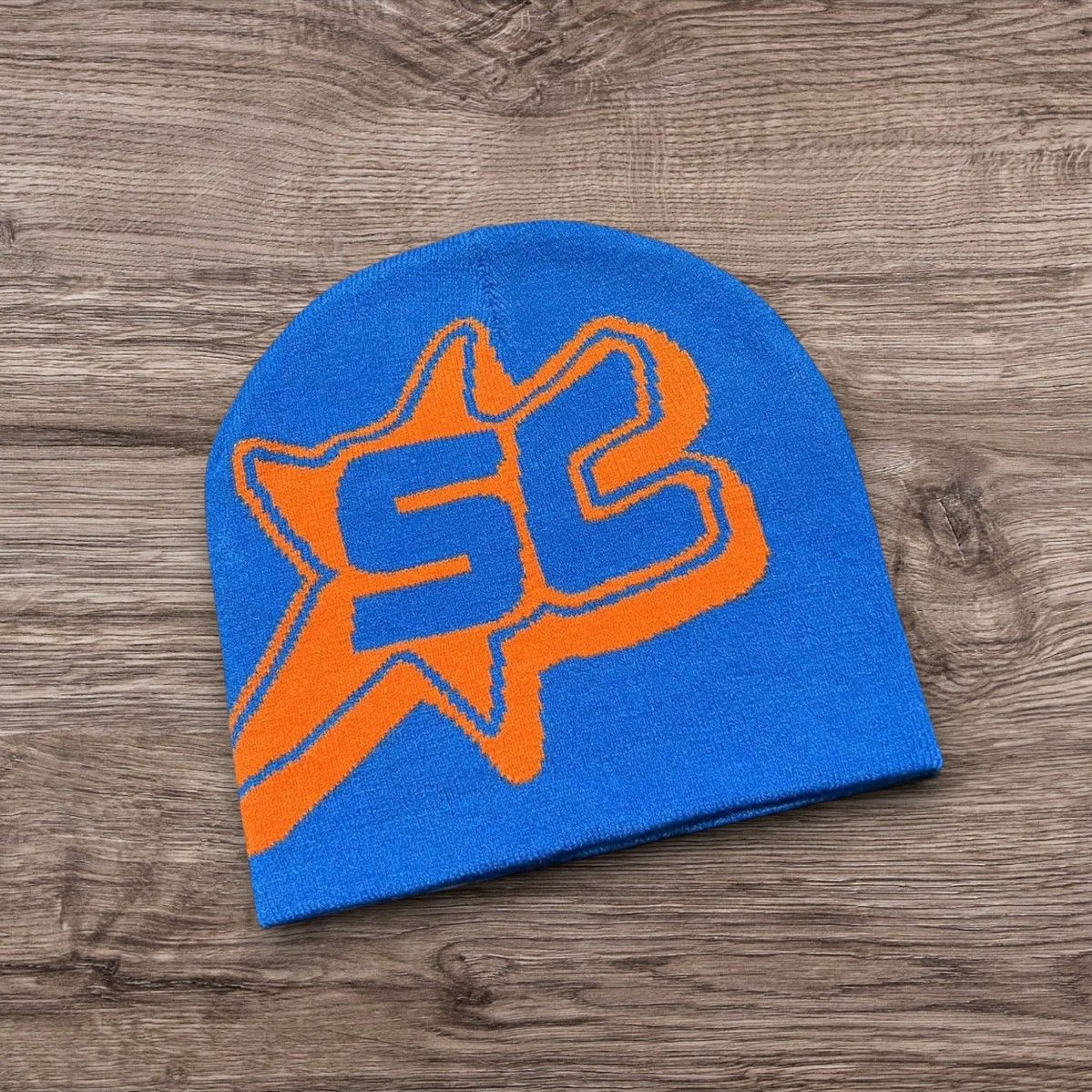 The Unbranded Brand Y2K SKATER Retro Star Logo Beanie | ALT Grunge Graphic Hat Size ONE SIZE - 1 Preview