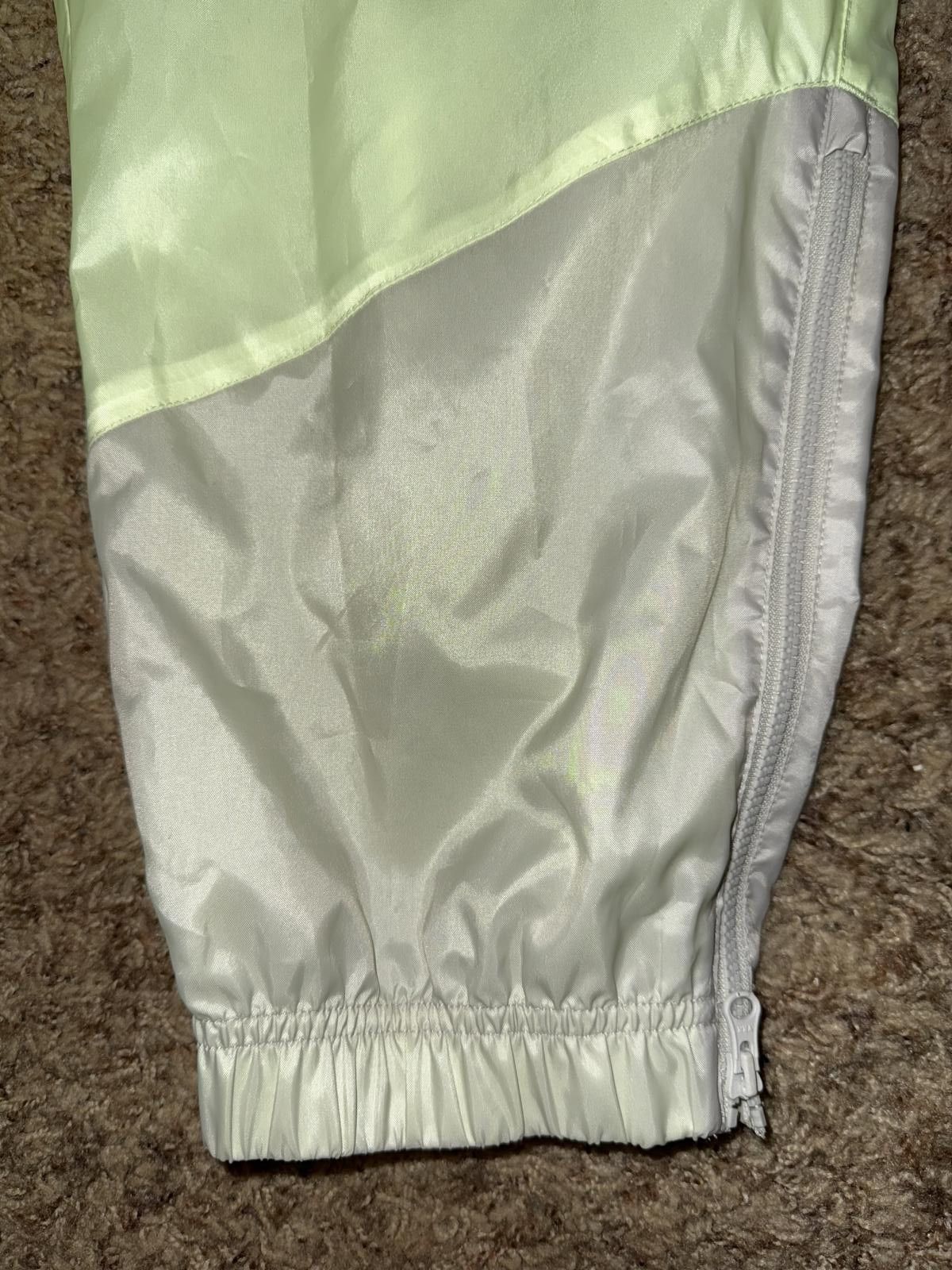 Nike Nike Windrunner Men's Woven Lined Volt Pants Sample Size US 32 / EU 48 - 4 Thumbnail